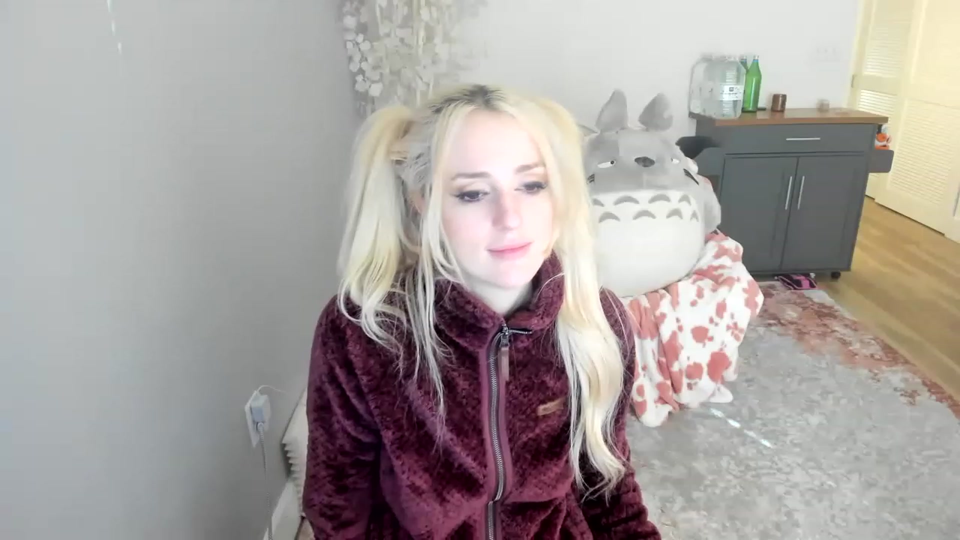 Gallery image thumbnail from HugeCOCKMilk's myfreecams stream on, 01/02/2023, 16:08 image 3 of 20