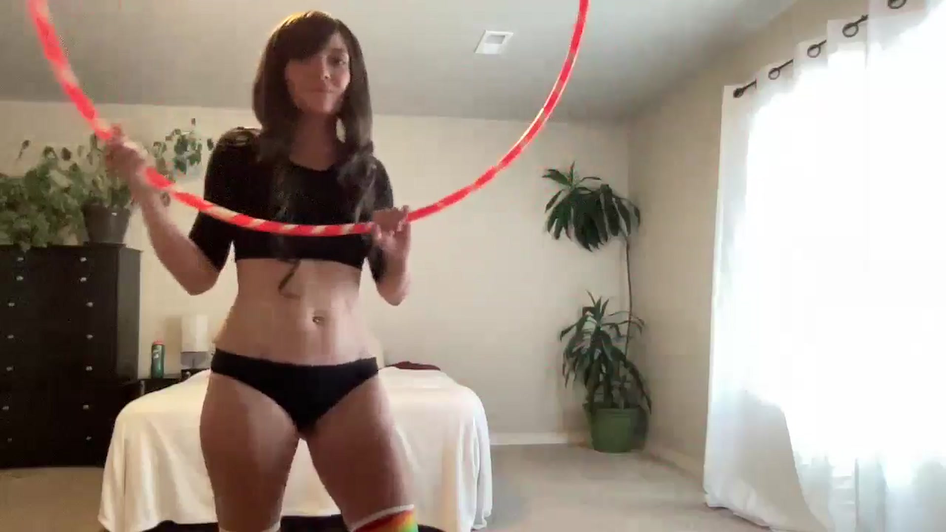 Gallery image thumbnail from HulaHarley's myfreecams stream on, 07/07/2024, 23:39 image 8 of 20
