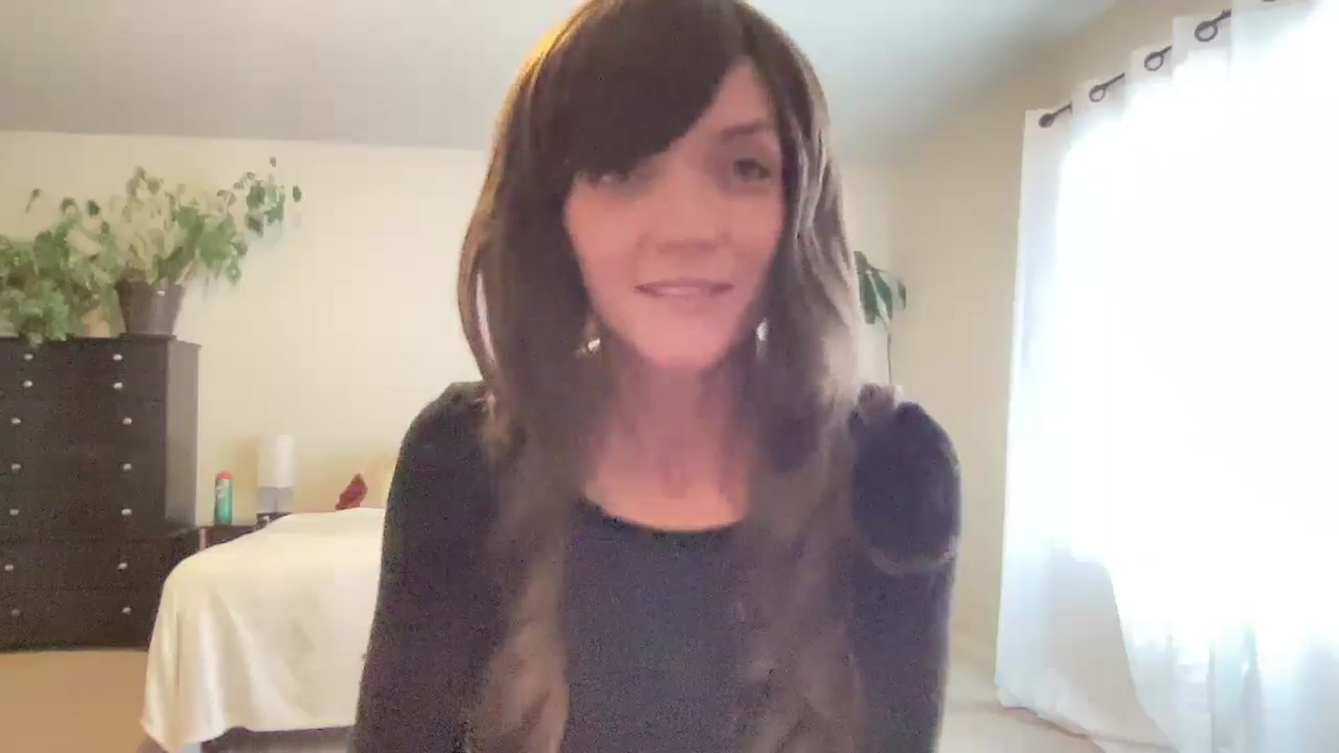 Gallery image thumbnail from HulaHarley's myfreecams stream on, 07/07/2024, 23:39 image 13 of 20
