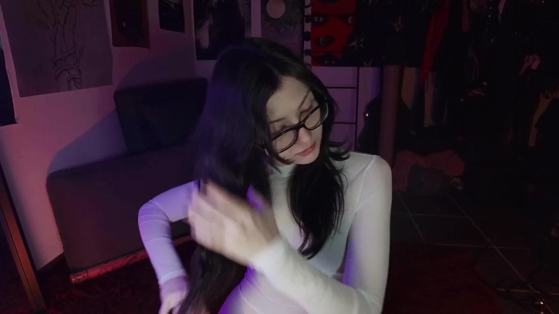 Gallery image thumbnail from HumpySwallows's myfreecams stream on, 08/13/2024, 06:38 image 1 of 20