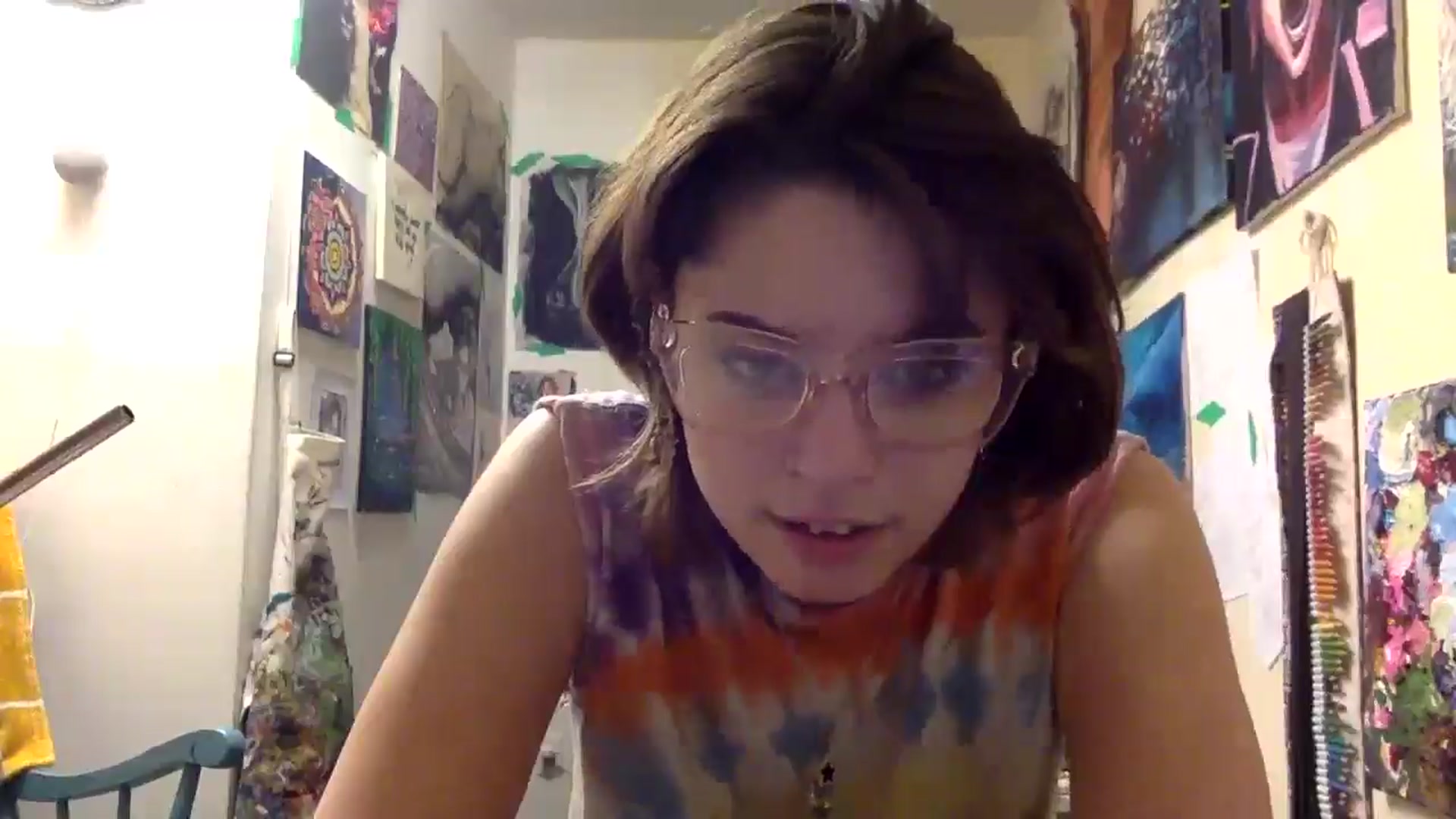 Gallery image thumbnail from HunniBee's myfreecams stream on, 04/12/2026, 24:06 image 16 of 20
