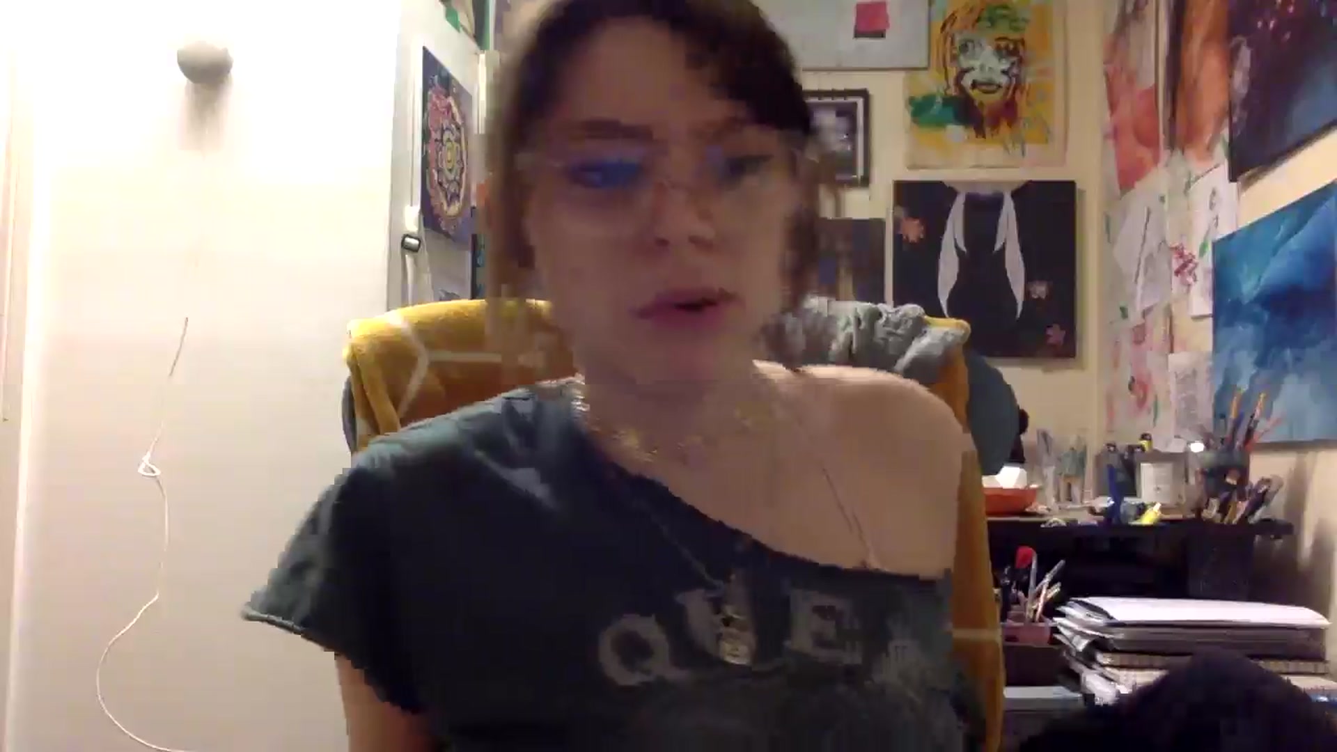 Gallery image thumbnail from HunniBee's myfreecams stream on, 04/13/2026, 02:09 image 4 of 20