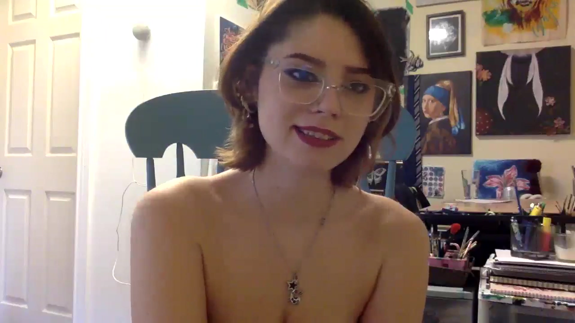 Gallery image thumbnail from HunniBee's myfreecams stream on, 04/14/2026, 21:03 image 7 of 20