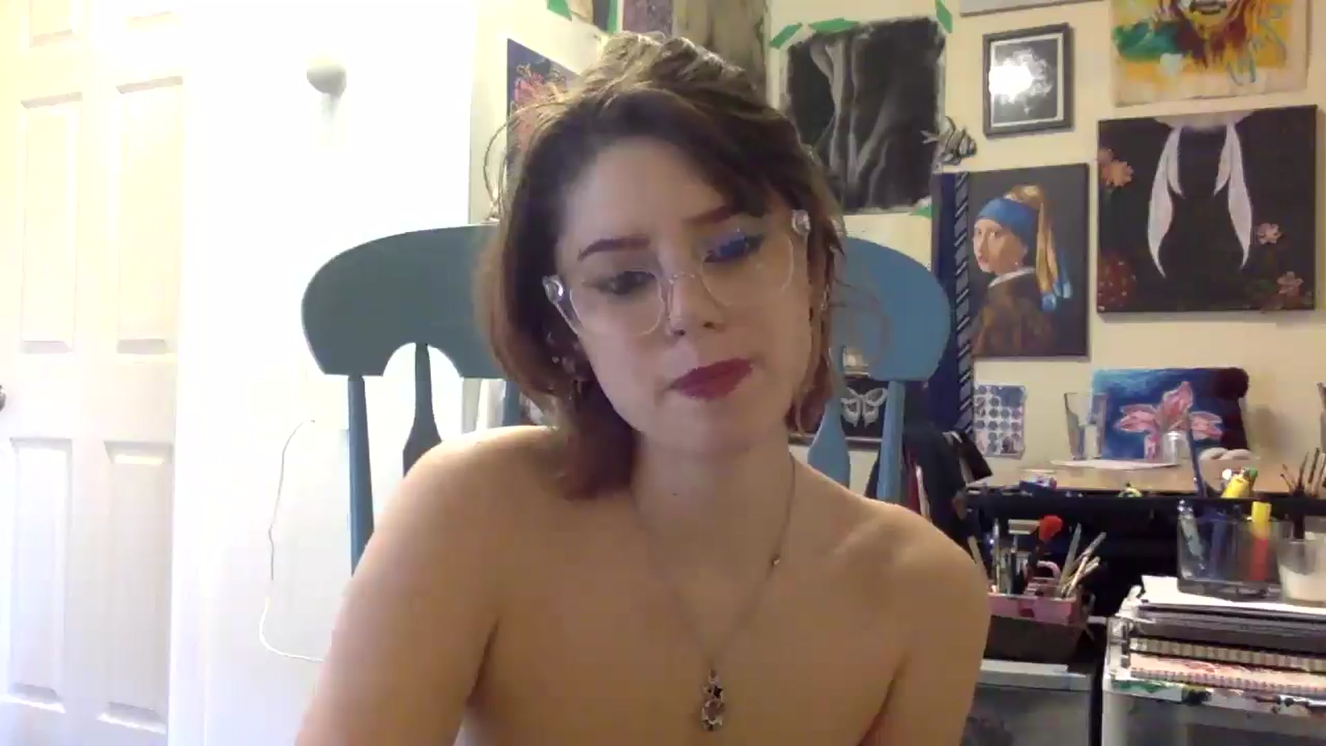 Gallery image thumbnail from HunniBee's myfreecams stream on, 04/14/2026, 21:03 image 12 of 20