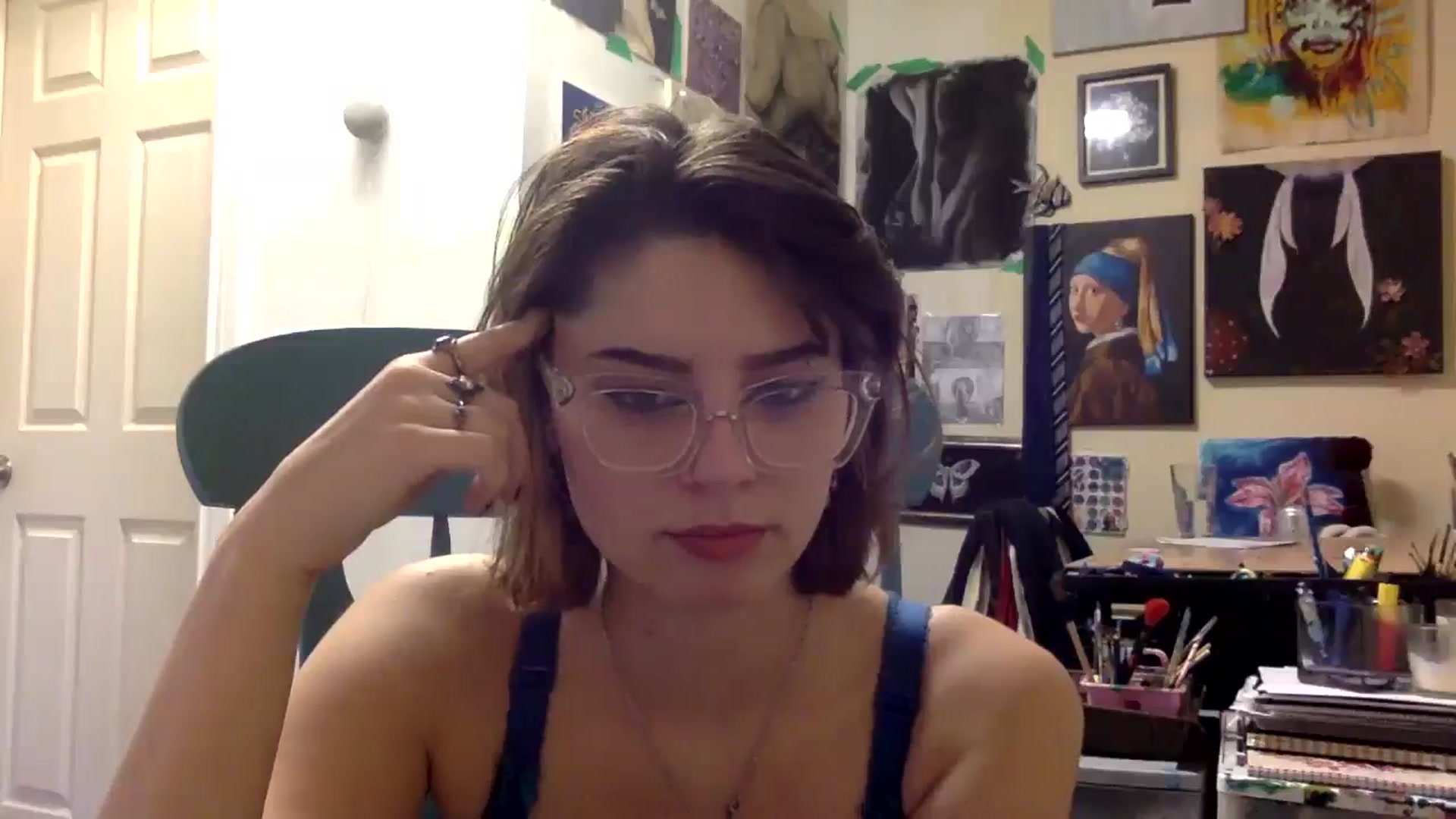 Gallery image thumbnail from HunniBee's myfreecams stream on, 04/14/2026, 22:40 image 18 of 20