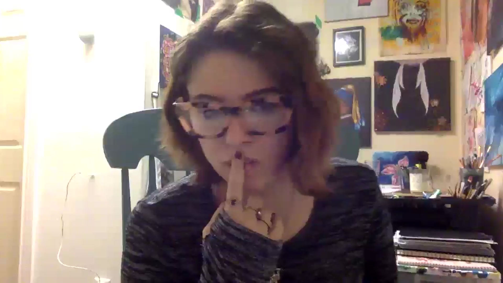 Gallery image thumbnail from HunniBee's myfreecams stream on, 04/17/2026, 03:05 image 3 of 20