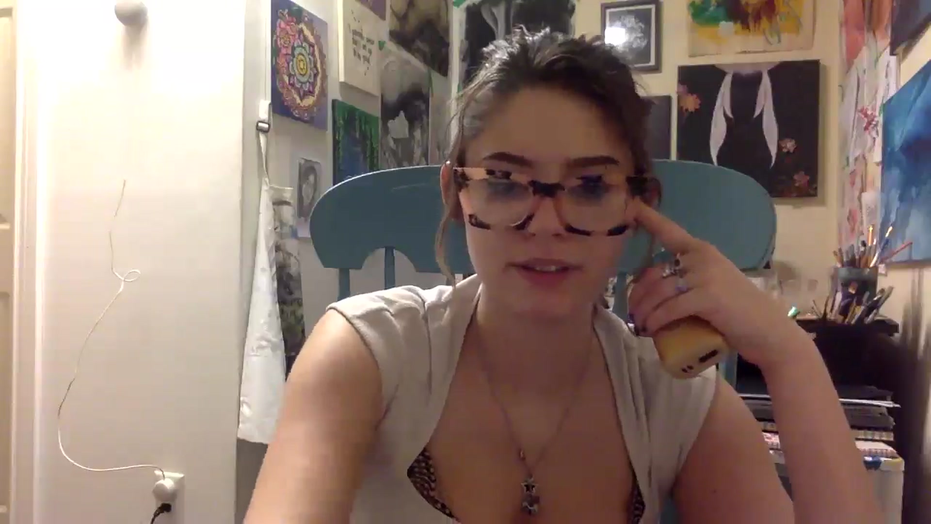 Gallery image thumbnail from HunniBee's myfreecams stream on, 04/17/2026, 05:48 image 20 of 20