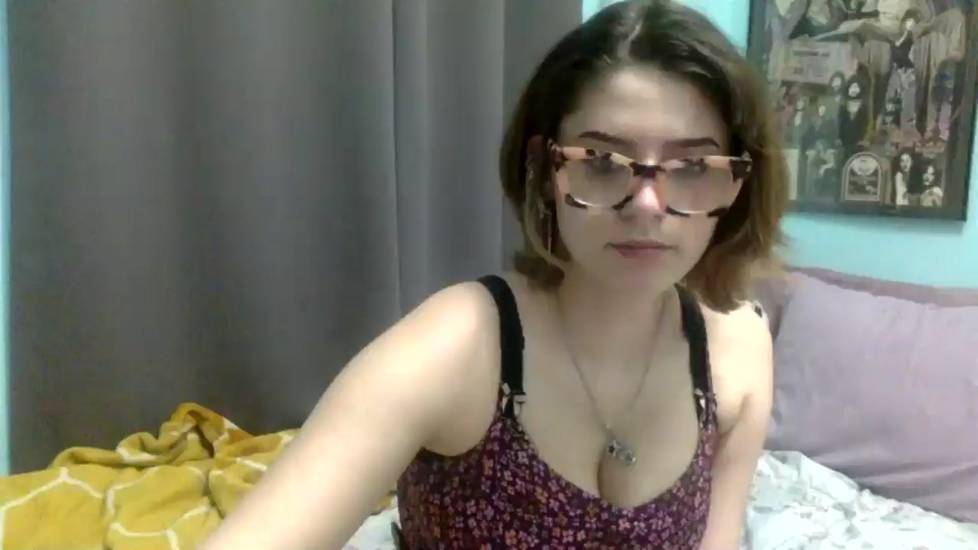 Gallery image thumbnail from HunniBee's myfreecams stream on, 04/18/2026, 24:03 image 1 of 20