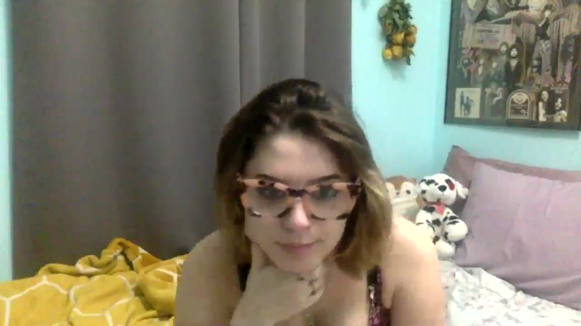 Gallery image thumbnail from HunniBee's myfreecams stream on, 04/18/2026, 24:03 image 15 of 20