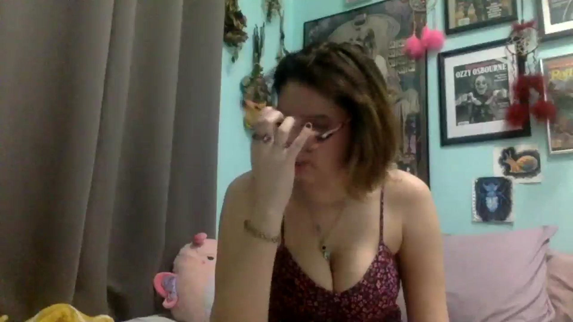 Gallery image thumbnail from HunniBee's myfreecams stream on, 04/18/2026, 02:22 image 14 of 20