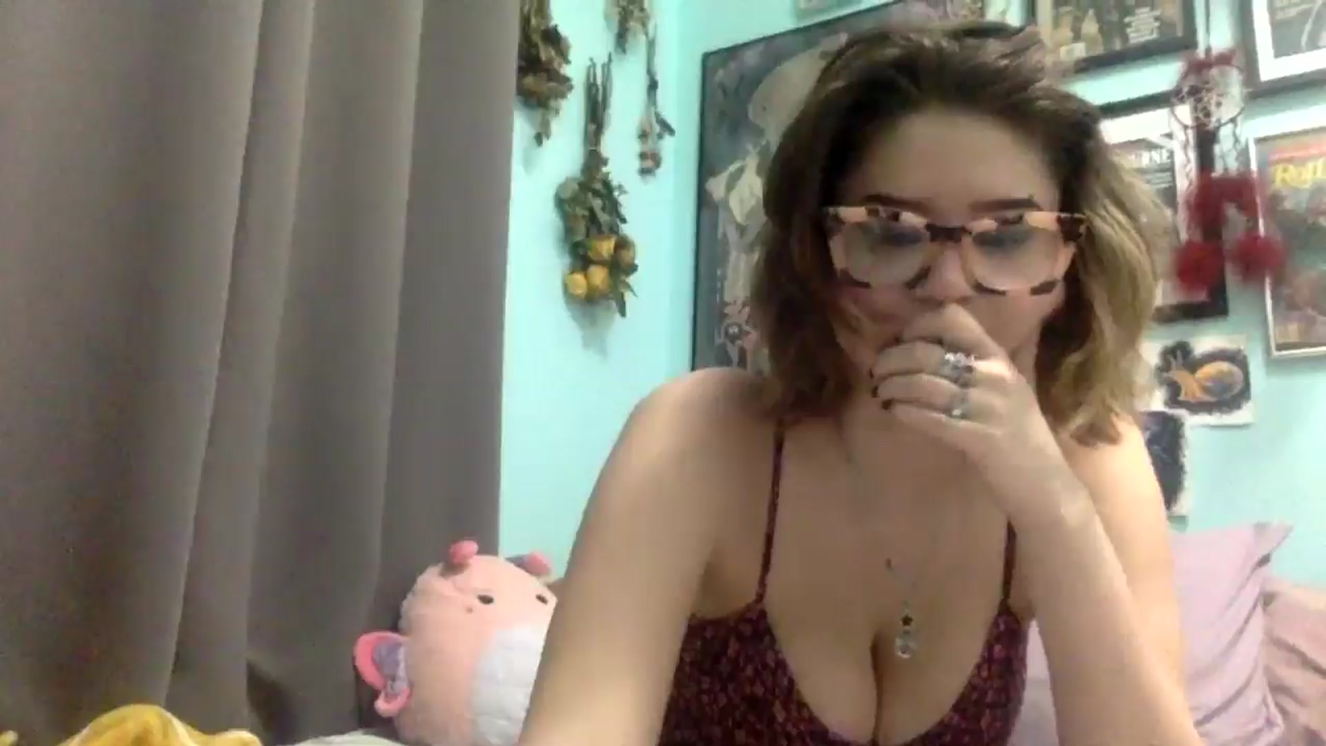 Gallery image thumbnail from HunniBee's myfreecams stream on, 04/18/2026, 02:22 image 12 of 20