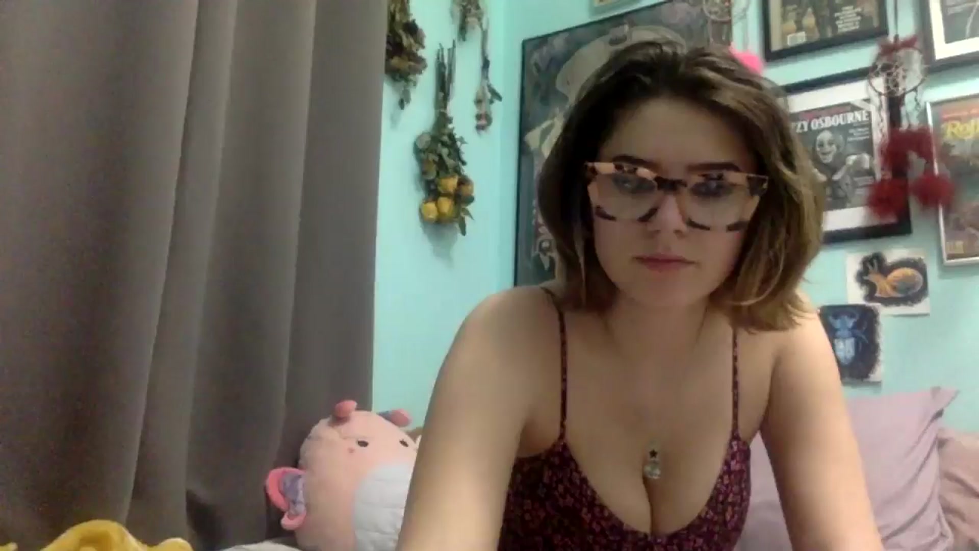 Gallery image thumbnail from HunniBee's myfreecams stream on, 04/18/2026, 02:22 image 3 of 20