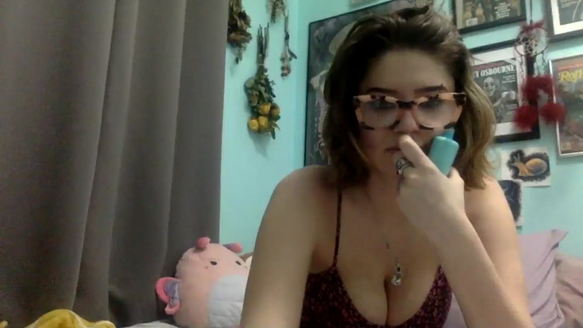 Gallery image thumbnail from HunniBee's myfreecams stream on, 04/18/2026, 02:22 image 11 of 20
