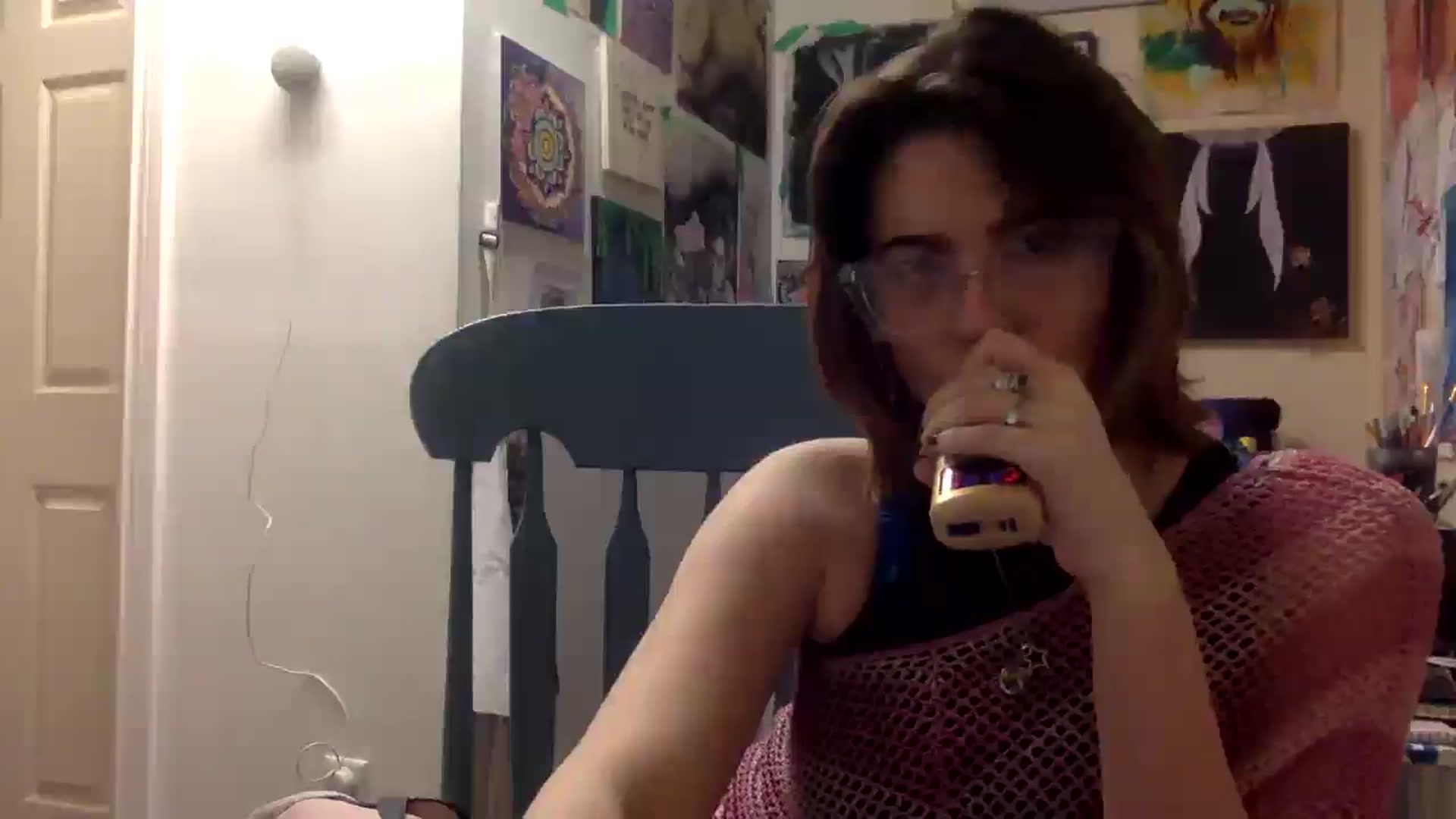 Gallery image thumbnail from HunniBee's myfreecams stream on, 04/20/2026, 24:46 image 7 of 20