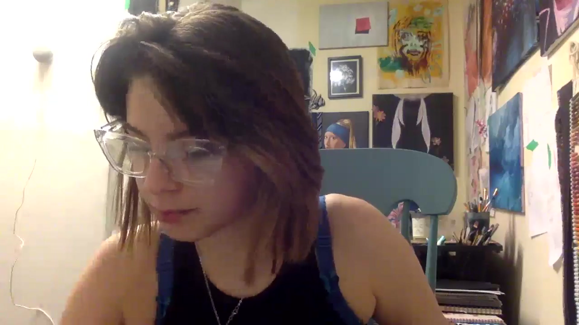 Gallery image thumbnail from HunniBee's myfreecams stream on, 04/20/2026, 04:17 image 19 of 20