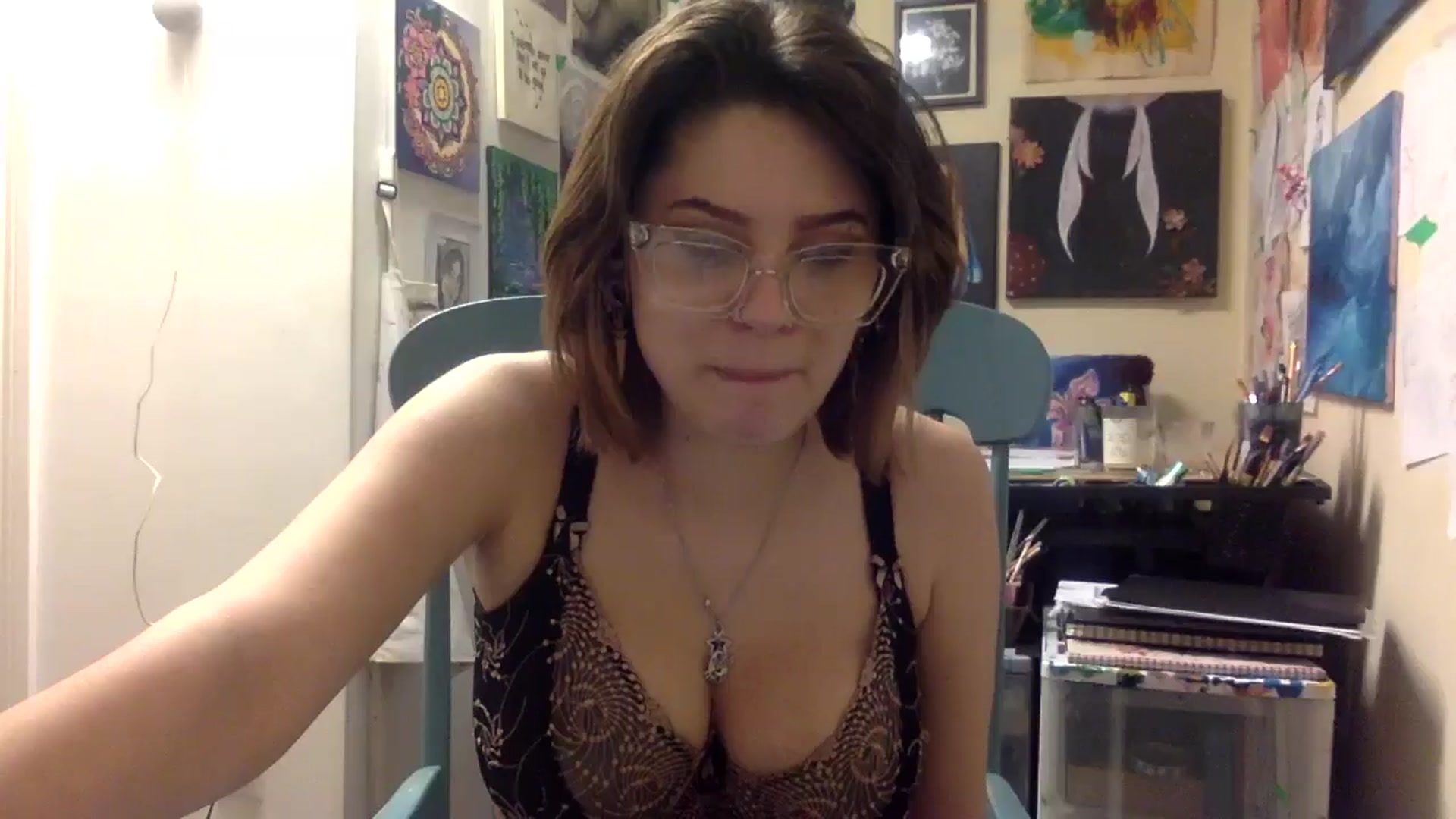 Gallery image thumbnail from HunniBee's myfreecams stream on, 04/21/2026, 06:17 image 5 of 20