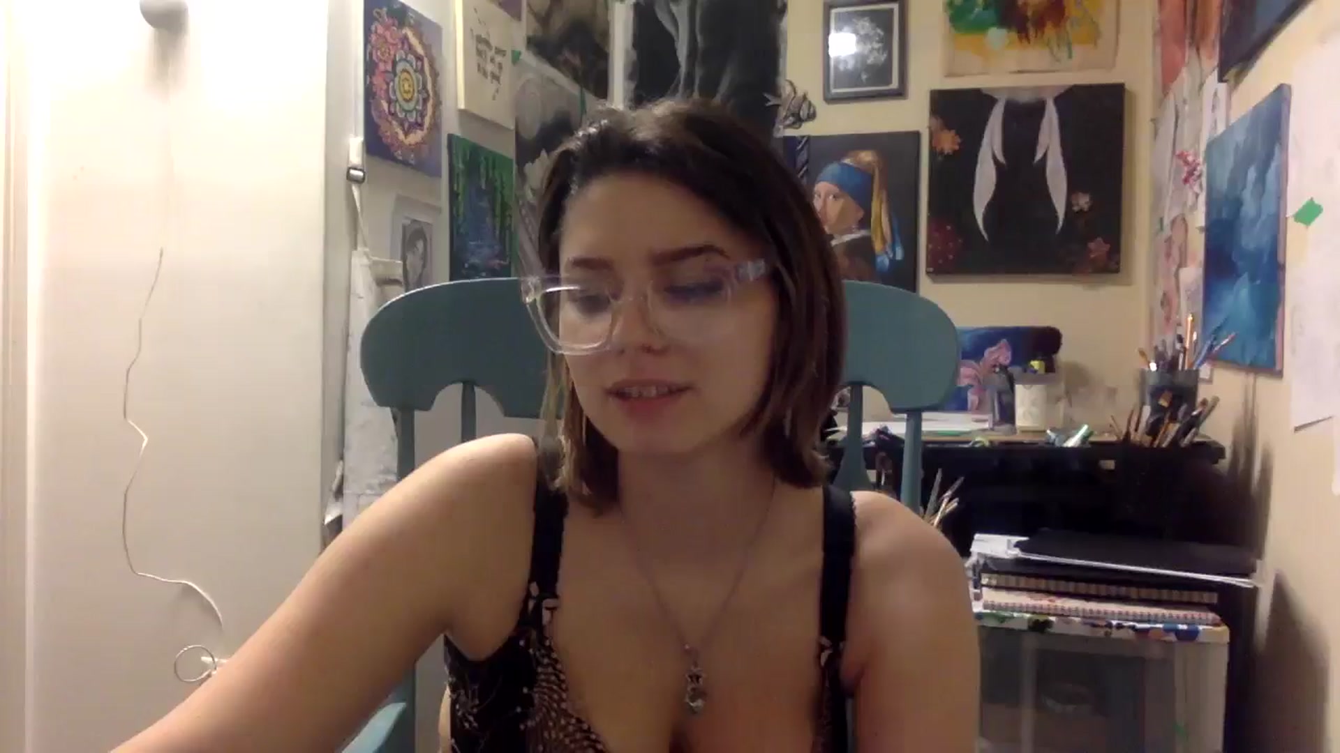 Gallery image thumbnail from HunniBee's myfreecams stream on, 04/21/2026, 06:17 image 9 of 20