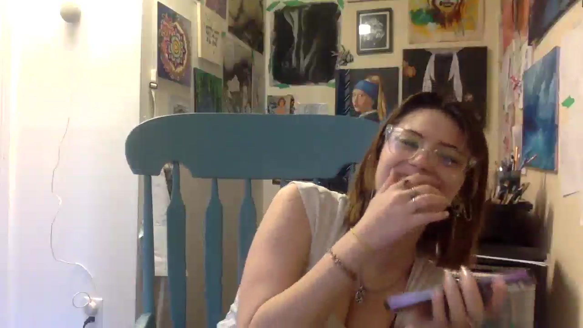 Gallery image thumbnail from HunniBee's myfreecams stream on, 04/21/2026, 22:41 image 15 of 20