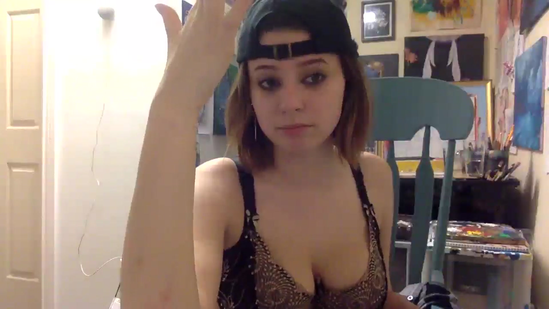 Gallery image thumbnail from HunniBee's myfreecams stream on, 04/24/2026, 04:52 image 16 of 20