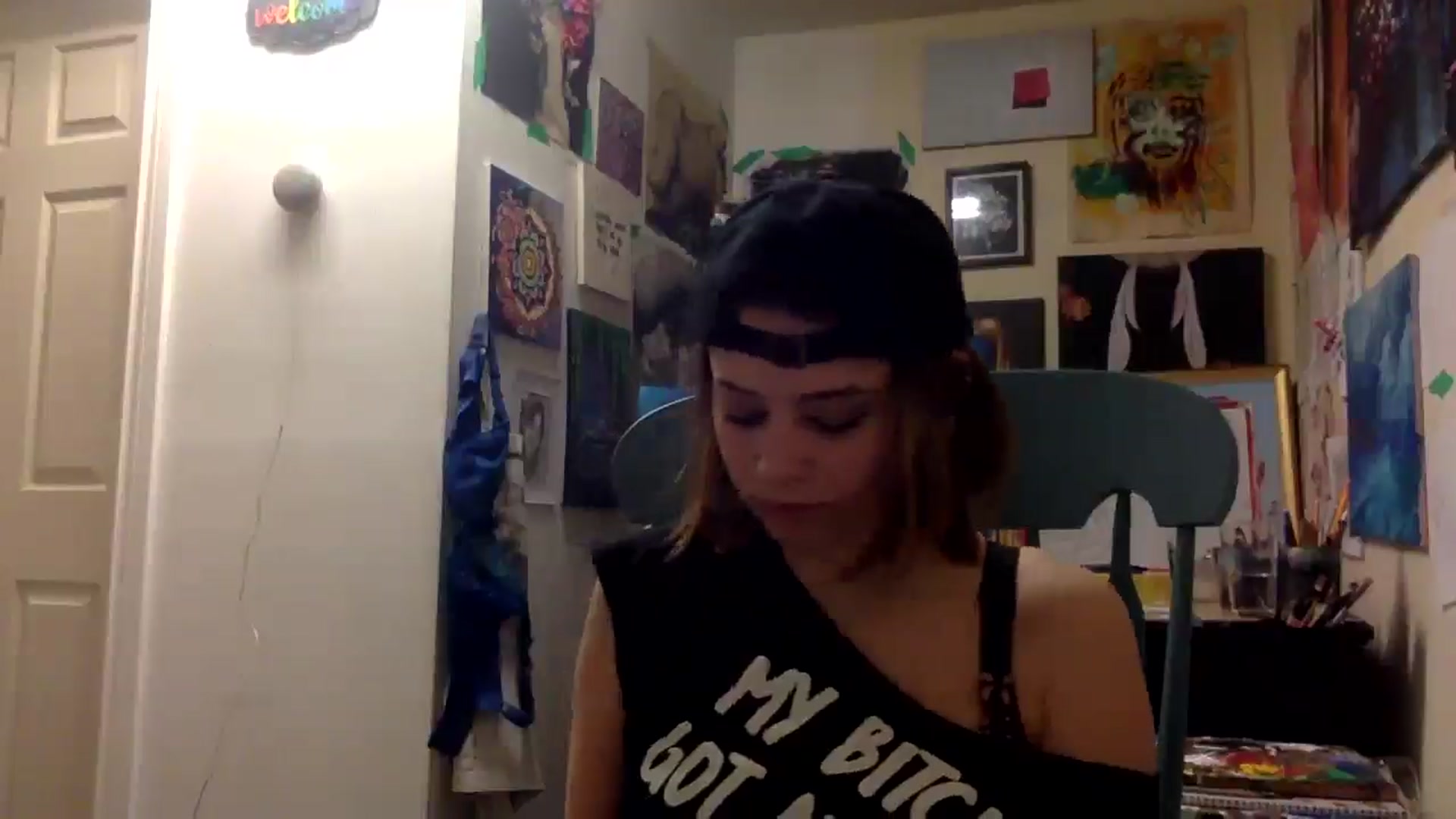 Gallery image thumbnail from HunniBee's myfreecams stream on, 04/24/2026, 04:52 image 15 of 20
