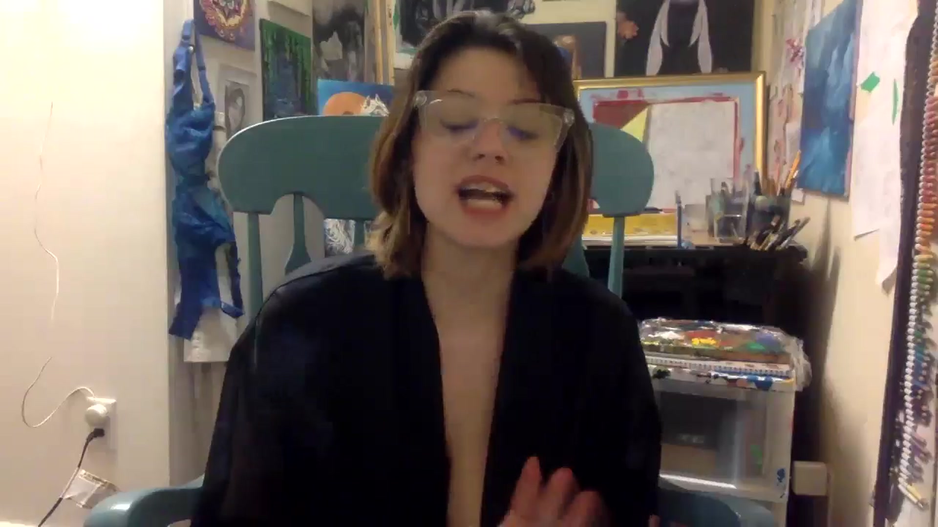 Gallery image thumbnail from HunniBee's myfreecams stream on, 04/26/2026, 03:58 image 15 of 20