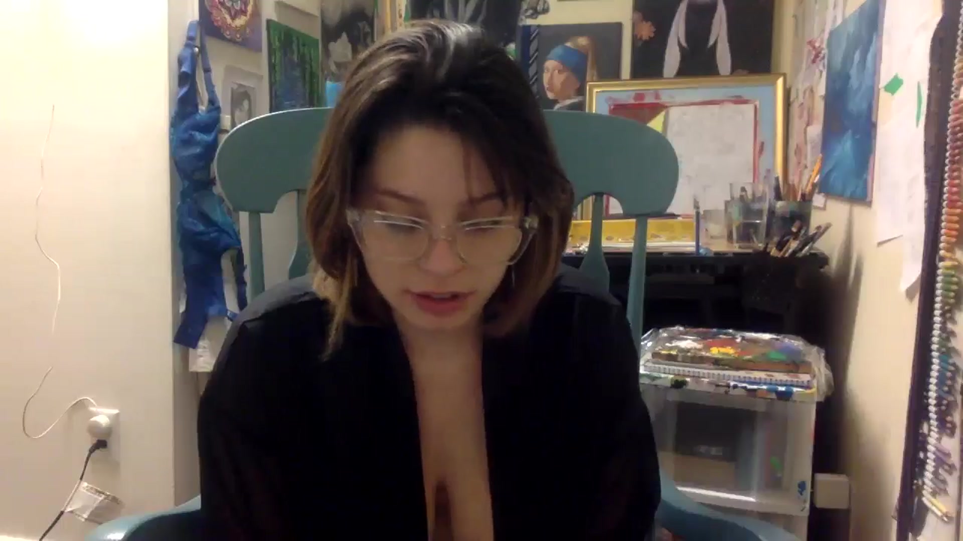 Gallery image thumbnail from HunniBee's myfreecams stream on, 04/26/2026, 03:58 image 16 of 20