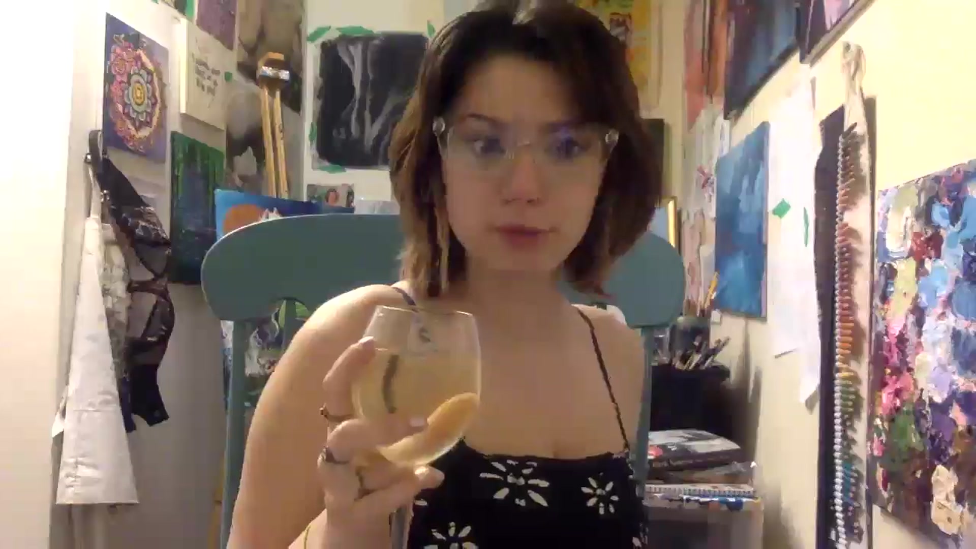 Gallery image thumbnail from HunniBee's myfreecams stream on, 04/27/2026, 01:46 image 12 of 20