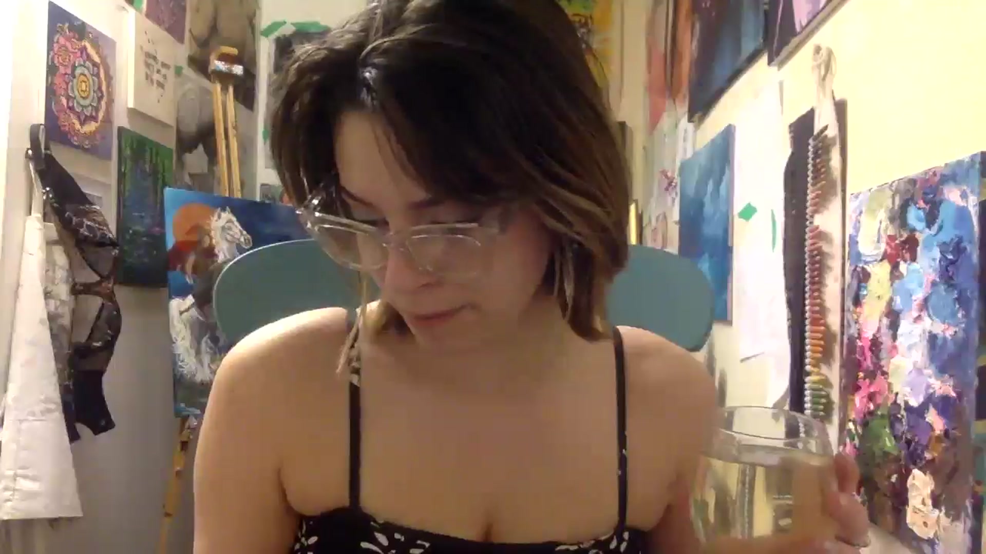 Gallery image thumbnail from HunniBee's myfreecams stream on, 04/27/2026, 01:46 image 9 of 20