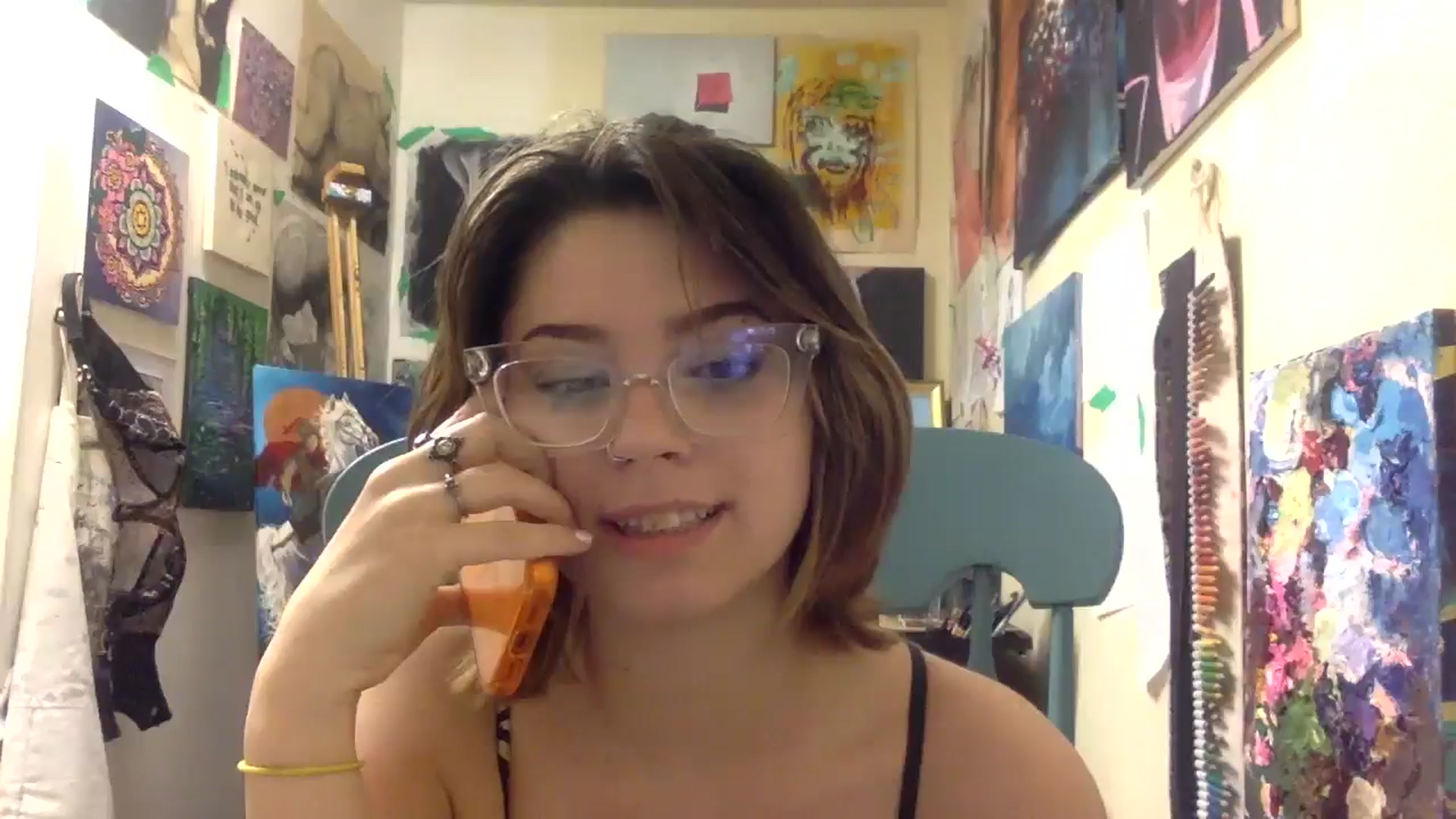Gallery image thumbnail from HunniBee's myfreecams stream on, 04/27/2026, 01:46 image 4 of 20
