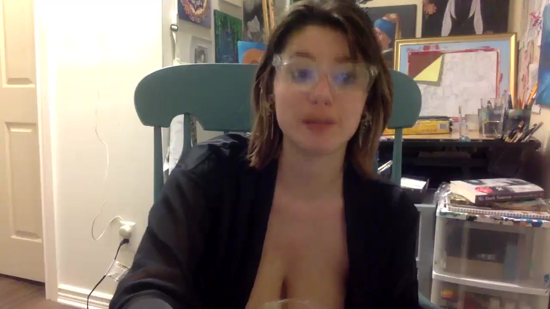 Gallery image thumbnail from HunniBee's myfreecams stream on, 04/27/2026, 05:08 image 9 of 20