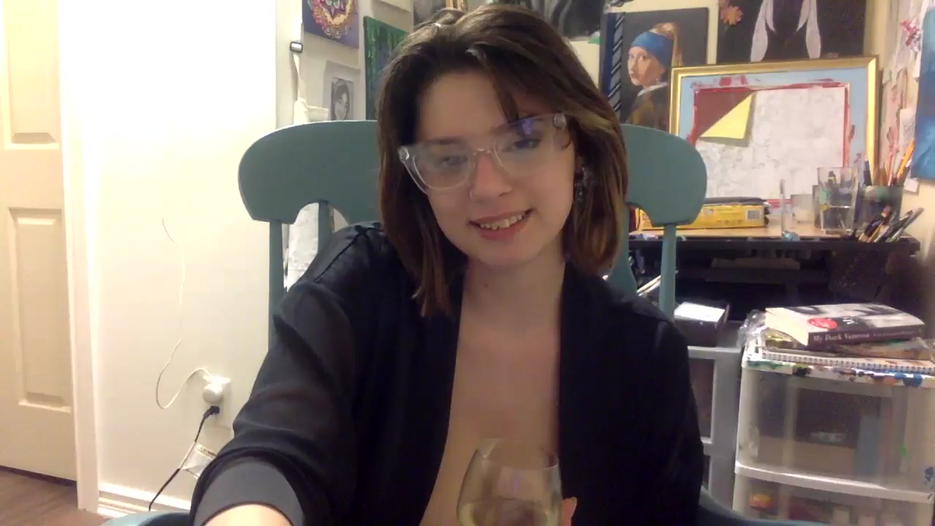 Gallery image thumbnail from HunniBee's myfreecams stream on, 04/27/2026, 05:08 image 7 of 20