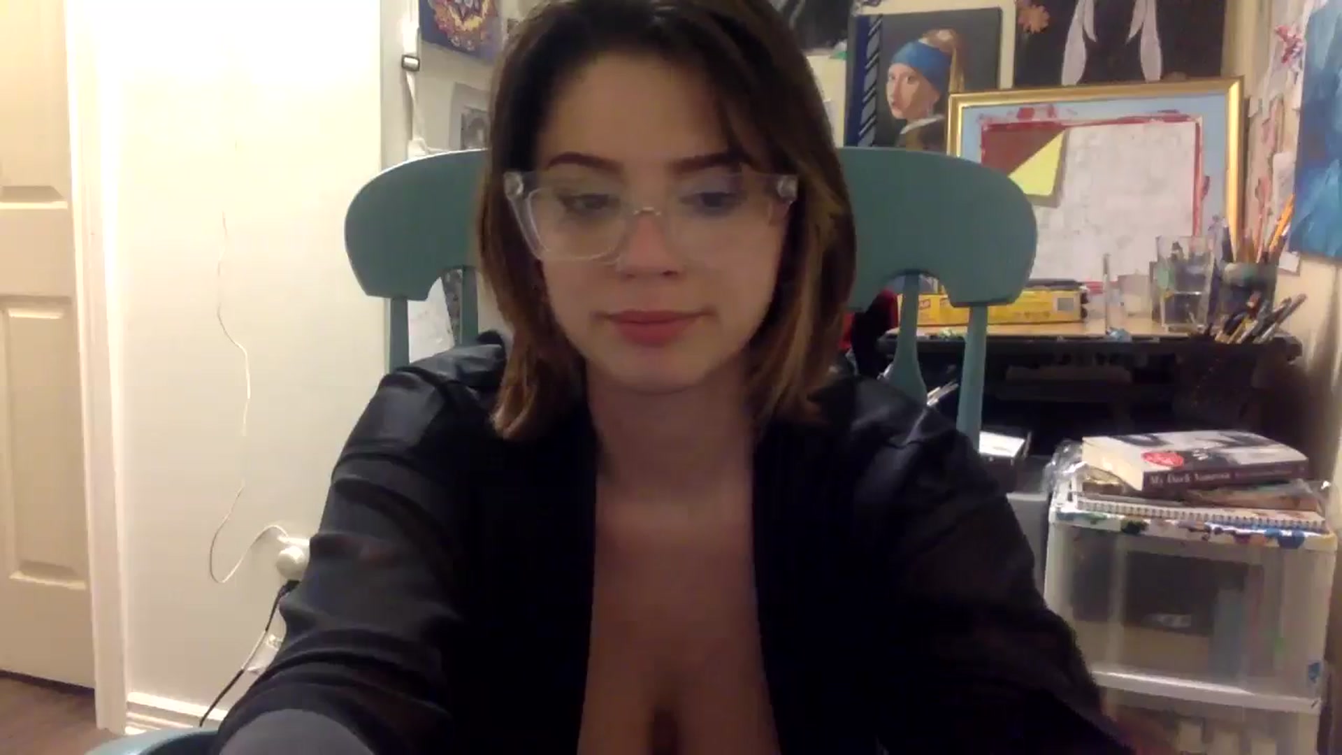 Gallery image thumbnail from HunniBee's myfreecams stream on, 04/27/2026, 05:08 image 20 of 20