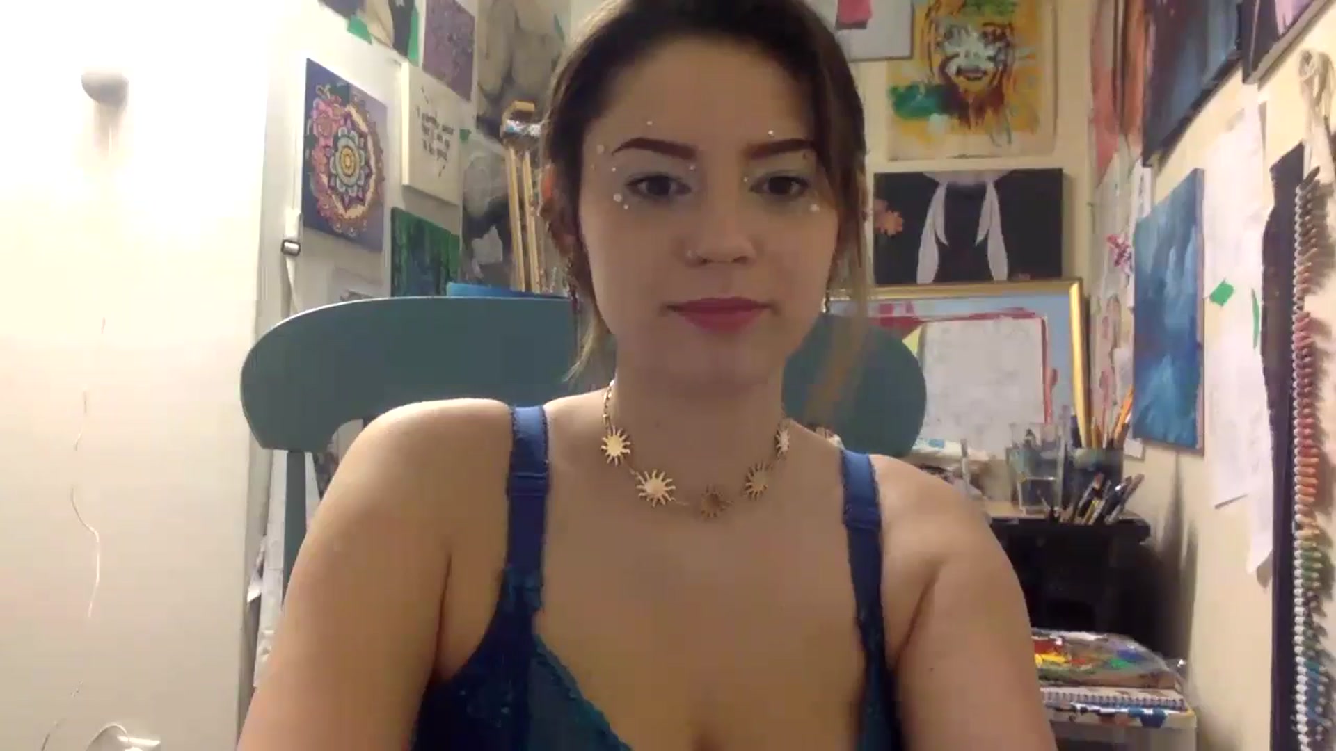Gallery image thumbnail from HunniBee's myfreecams stream on, 04/29/2026, 24:56 image 18 of 20