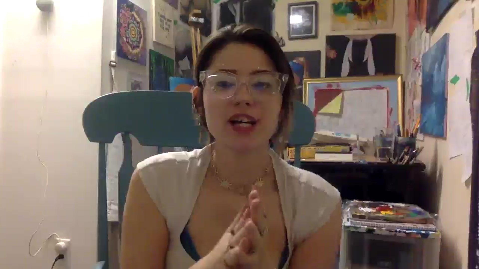 Gallery image thumbnail from HunniBee's myfreecams stream on, 04/29/2026, 24:56 image 16 of 20