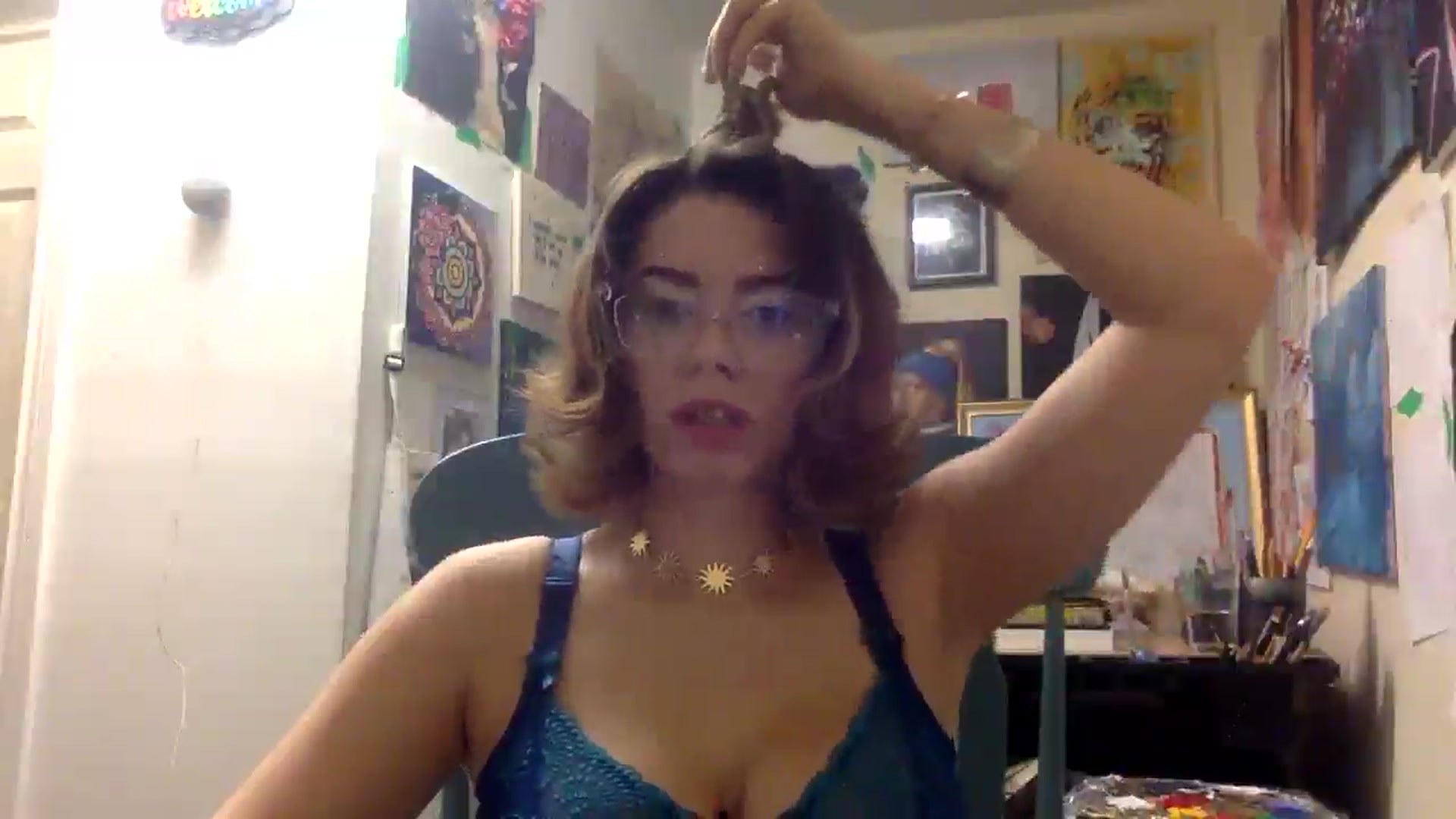 Gallery image thumbnail from HunniBee's myfreecams stream on, 04/29/2026, 03:55 image 5 of 20