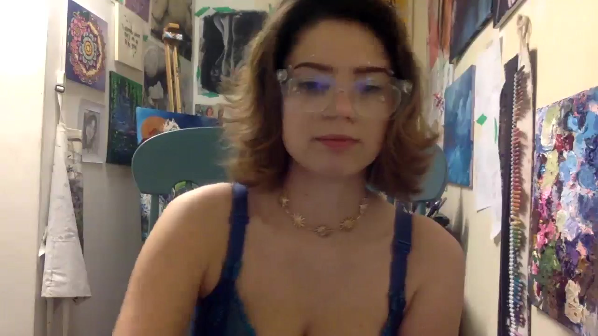 Gallery image thumbnail from HunniBee's myfreecams stream on, 04/29/2026, 03:55 image 11 of 20