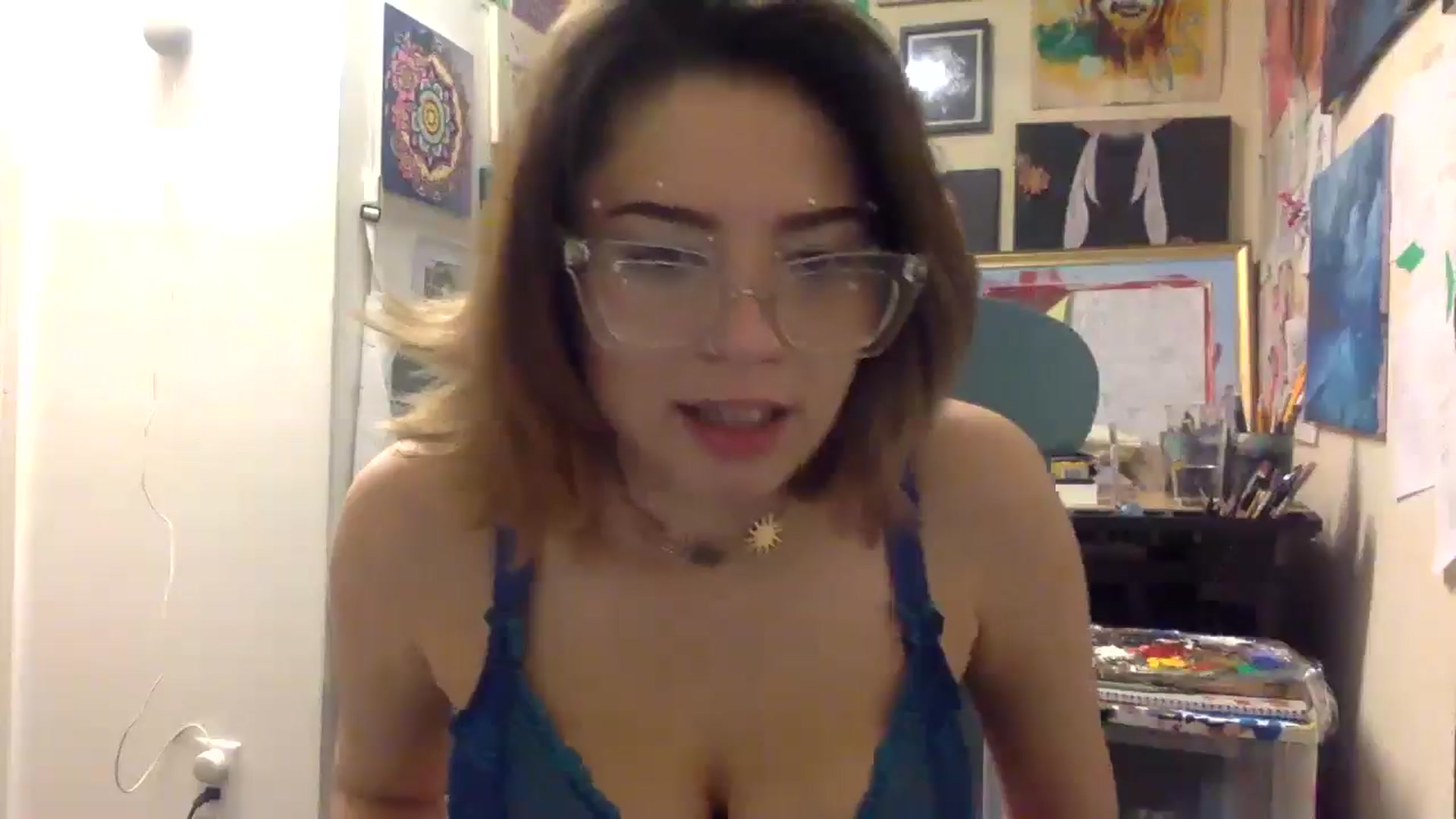 Gallery image thumbnail from HunniBee's myfreecams stream on, 04/29/2026, 03:55 image 3 of 20