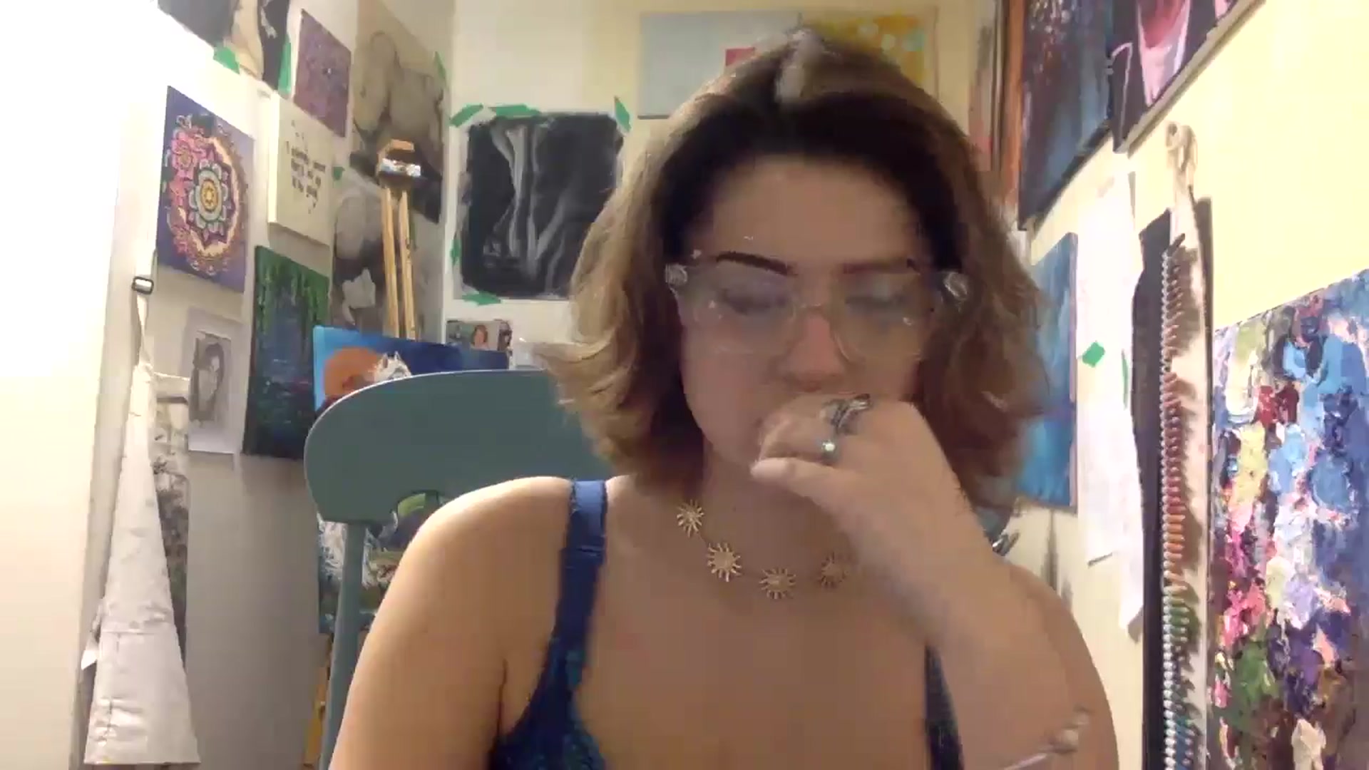 Gallery image thumbnail from HunniBee's myfreecams stream on, 04/29/2026, 03:55 image 10 of 20