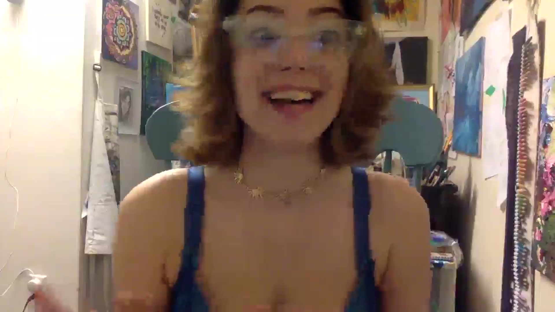 Gallery image thumbnail from HunniBee's myfreecams stream on, 04/29/2026, 03:55 image 19 of 20