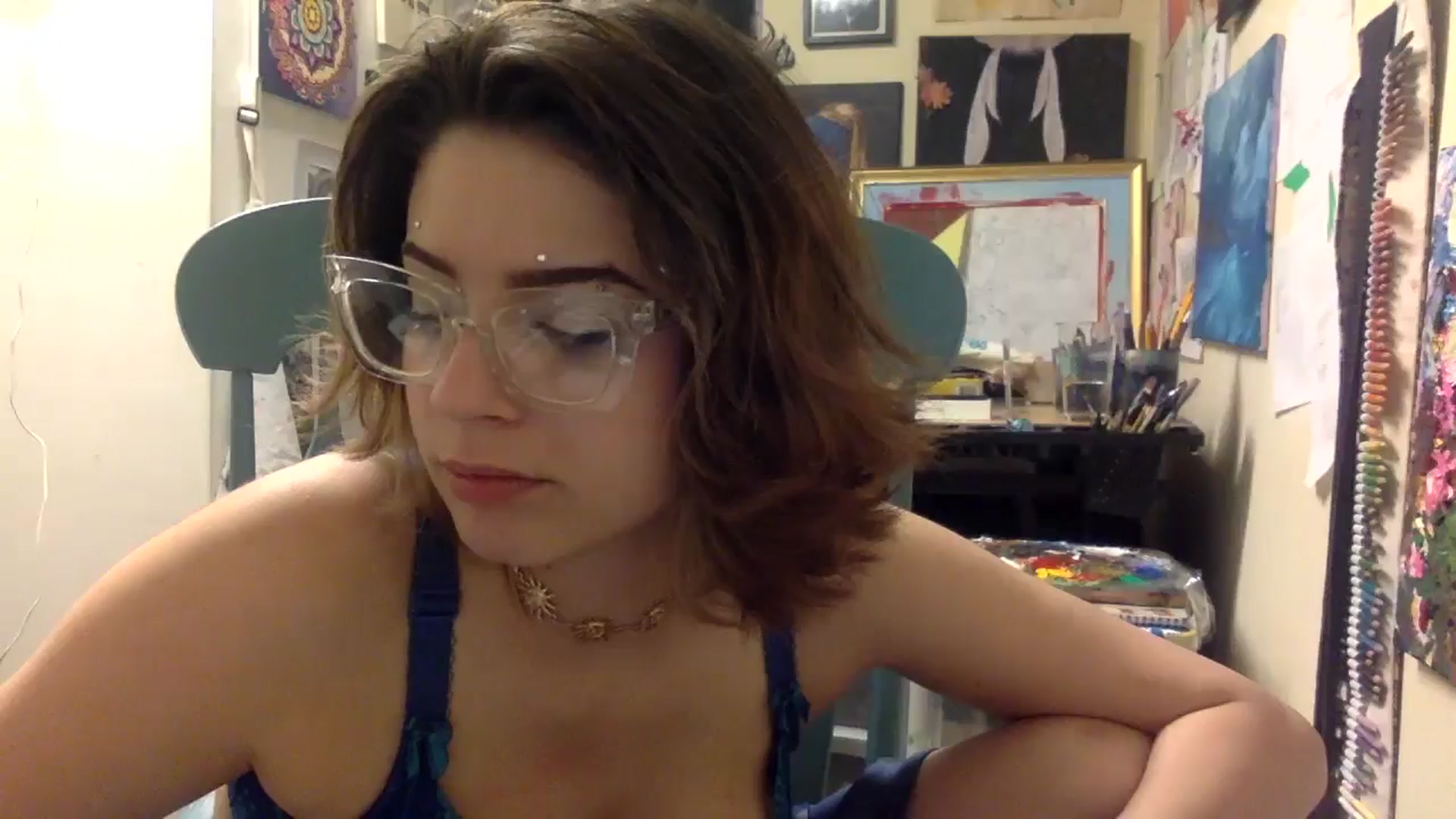 Gallery image thumbnail from HunniBee's myfreecams stream on, 04/29/2026, 04:41 image 5 of 20