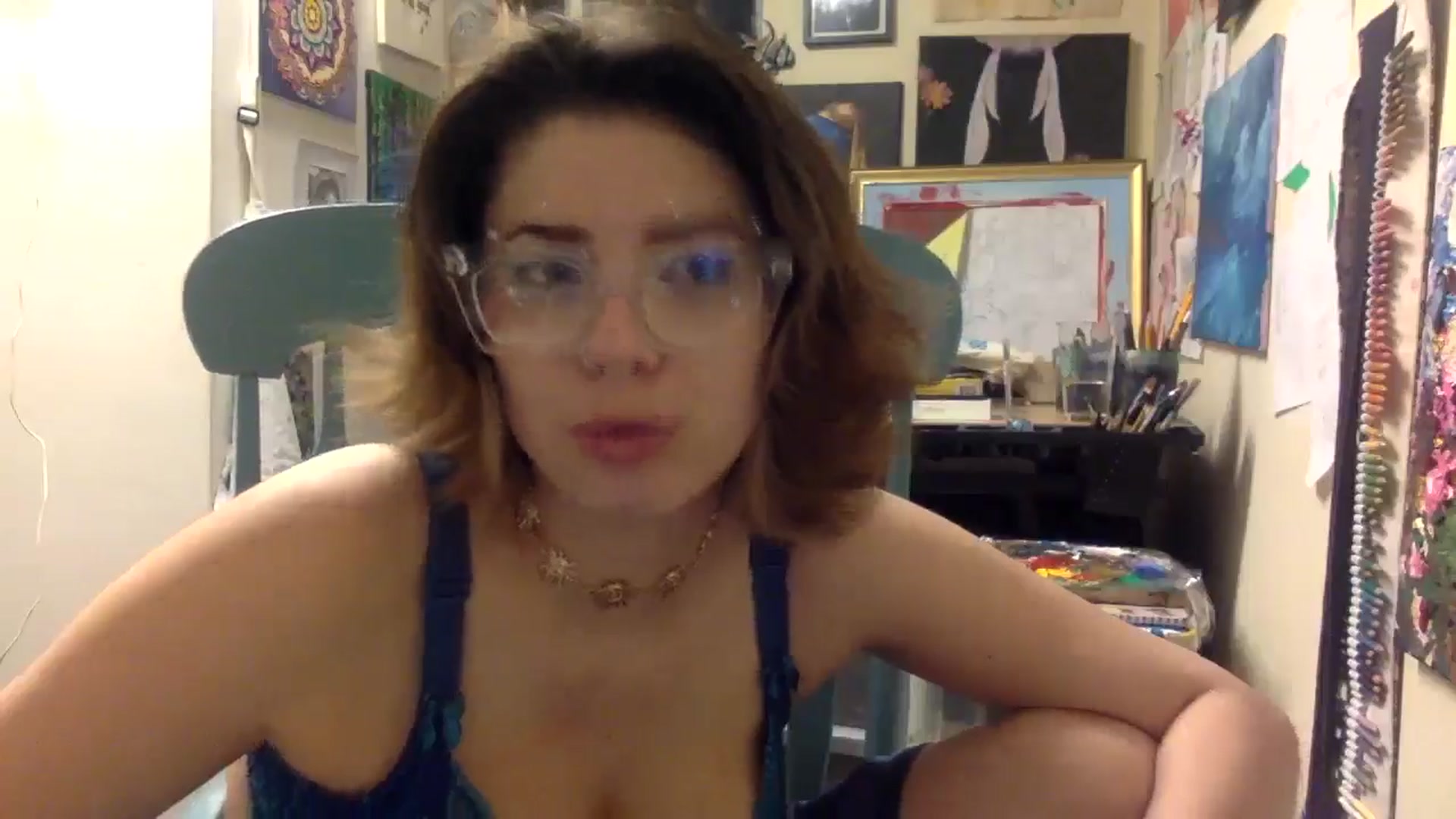 Gallery image thumbnail from HunniBee's myfreecams stream on, 04/29/2026, 04:41 image 6 of 20