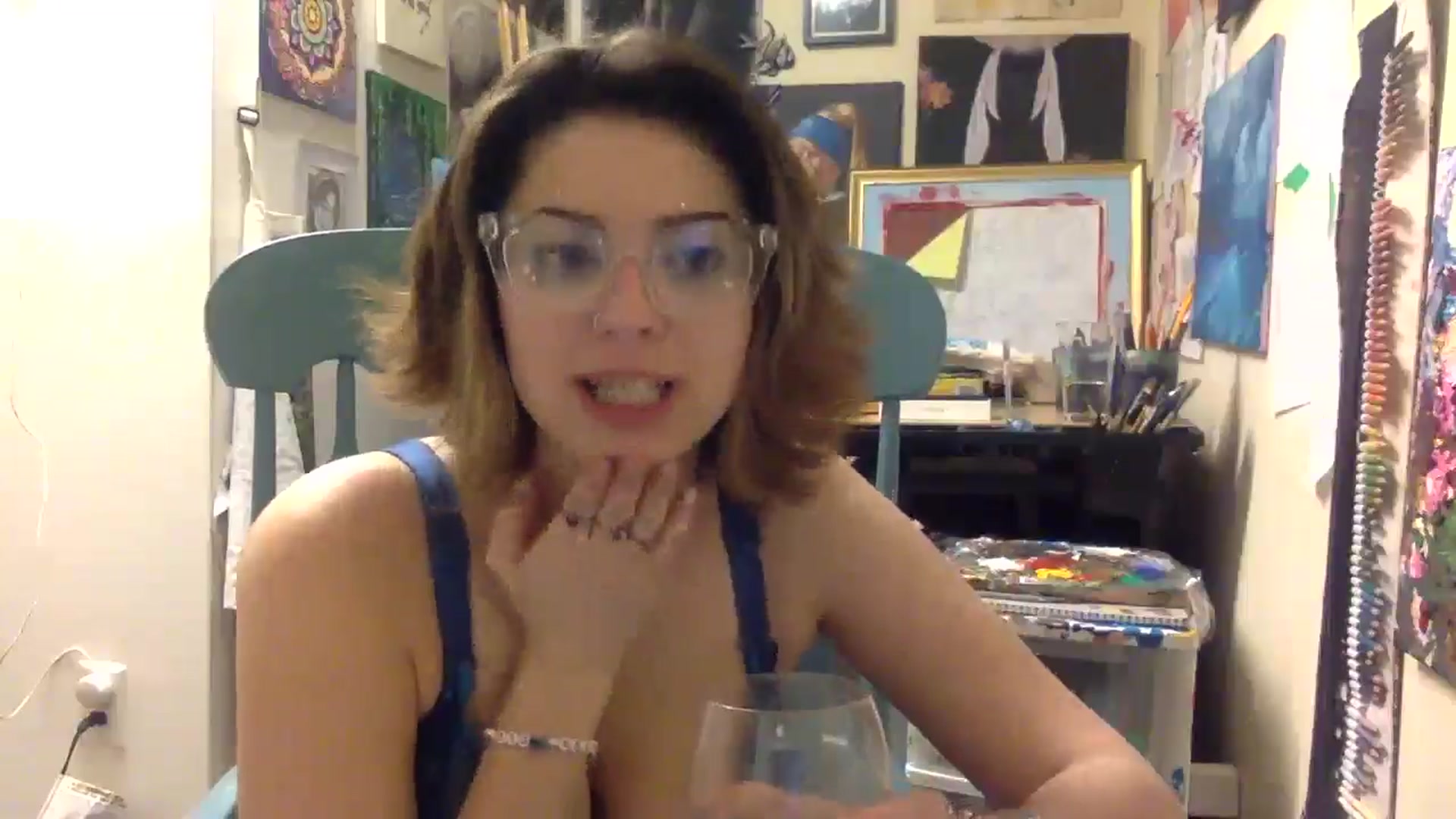 Gallery image thumbnail from HunniBee's myfreecams stream on, 04/29/2026, 04:41 image 11 of 20