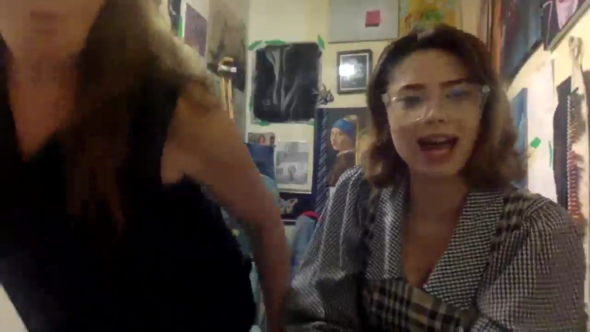 Gallery image thumbnail from HunniBee's myfreecams stream on, 04/29/2026, 23:28 image 19 of 20