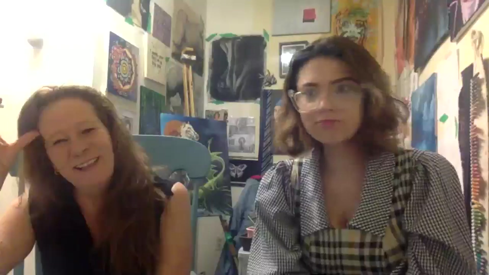 Gallery image thumbnail from HunniBee's myfreecams stream on, 04/29/2026, 23:28 image 16 of 20