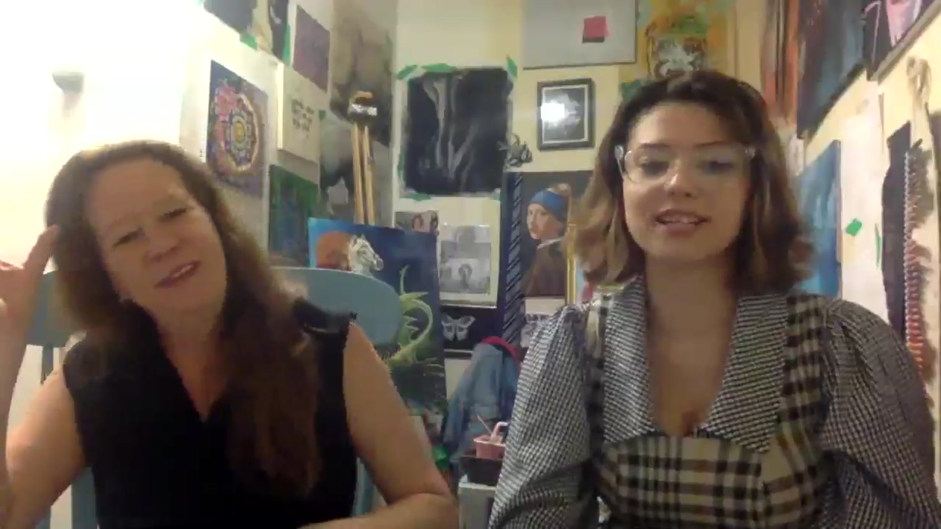 Gallery image thumbnail from HunniBee's myfreecams stream on, 04/29/2026, 23:28 image 15 of 20