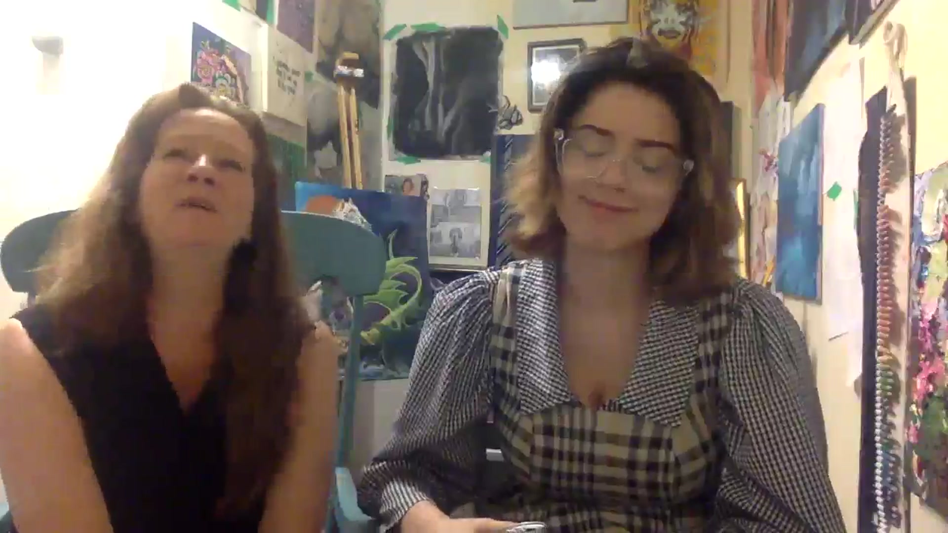 Gallery image thumbnail from HunniBee's myfreecams stream on, 04/30/2026, 03:40 image 3 of 20