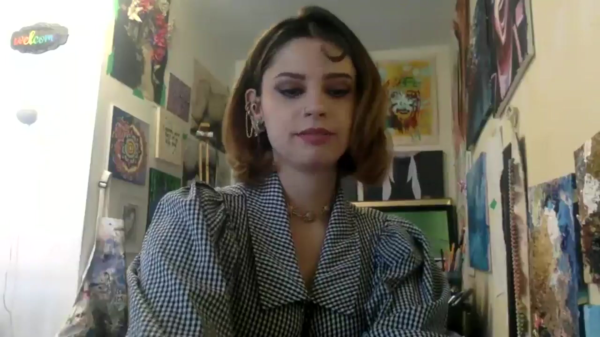 Gallery image thumbnail from HunniBee's myfreecams stream on, 05/04/2026, 19:55 image 6 of 20