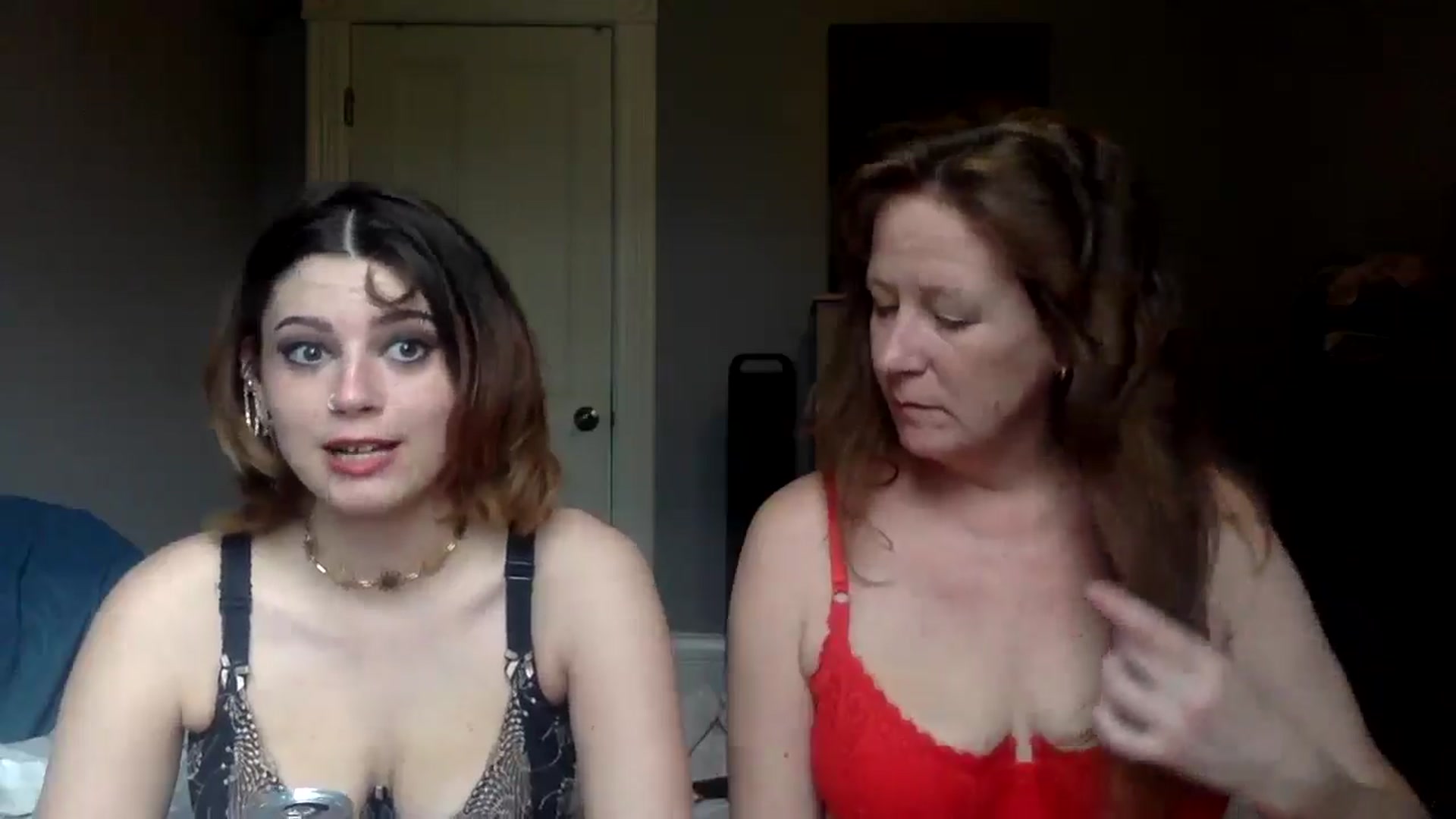 Gallery image thumbnail from HunniBee's myfreecams stream on, 05/04/2026, 22:41 image 20 of 20