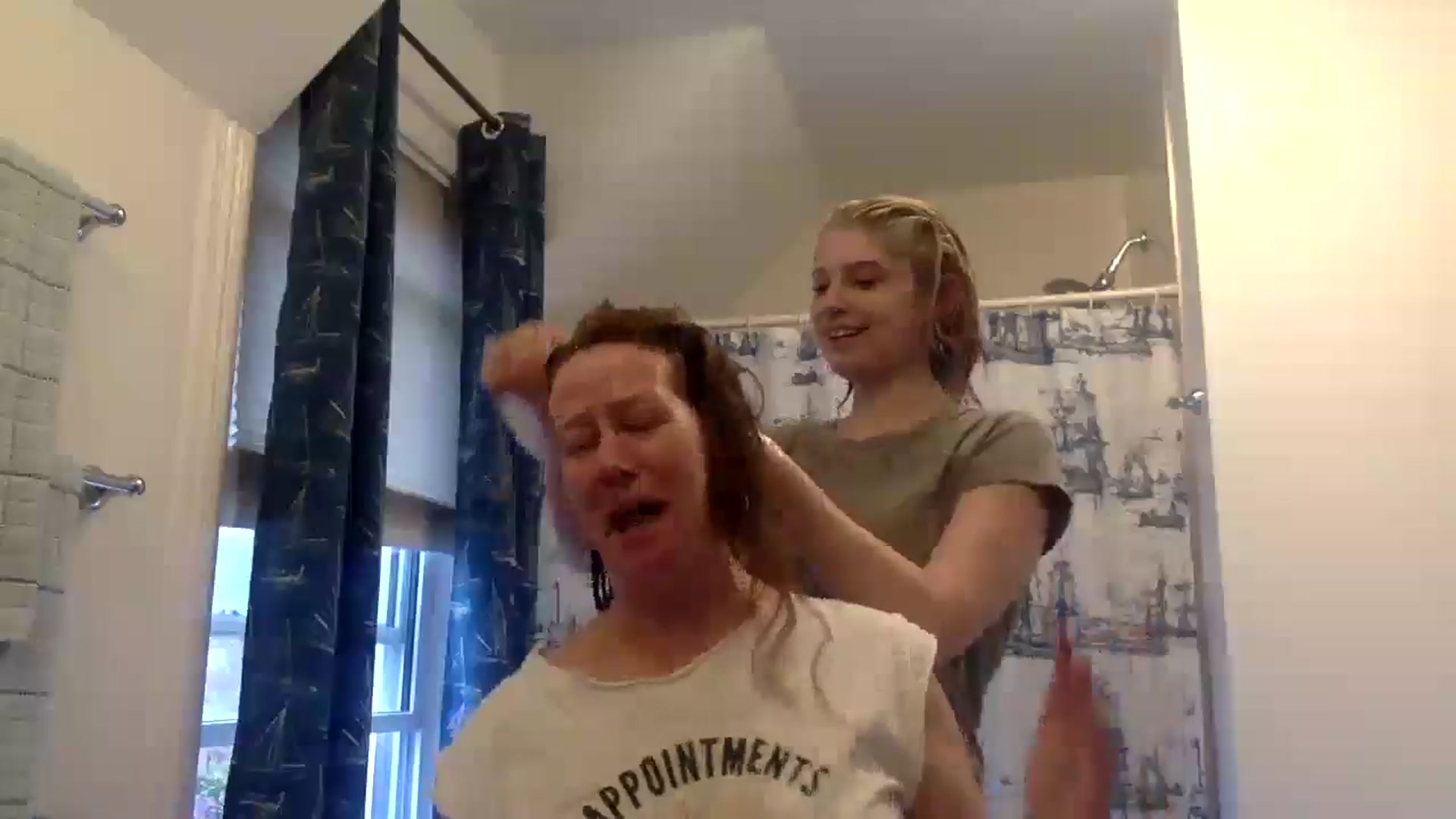 Gallery image thumbnail from HunniBee's myfreecams stream on, 05/07/2026, 24:33 image 5 of 20