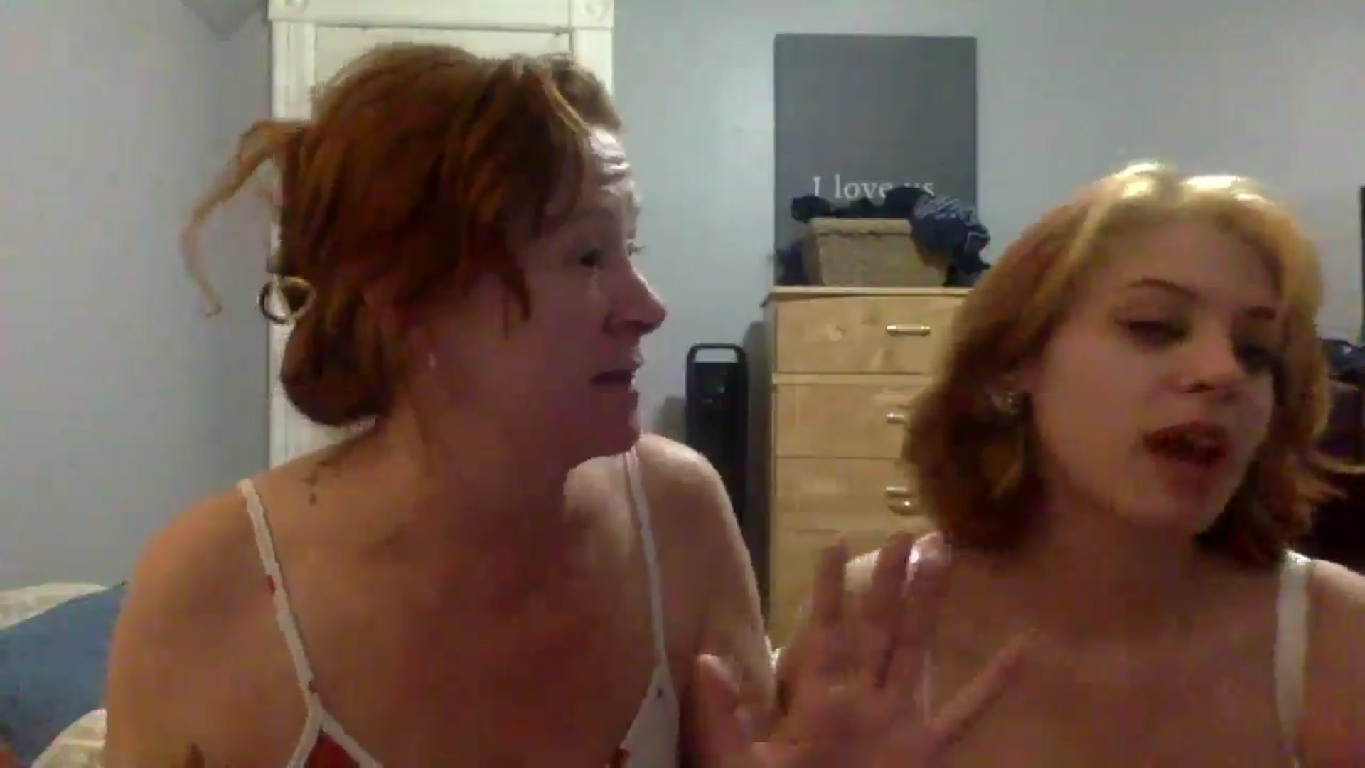 Gallery image thumbnail from HunniBee's myfreecams stream on, 05/08/2026, 04:41 image 13 of 20